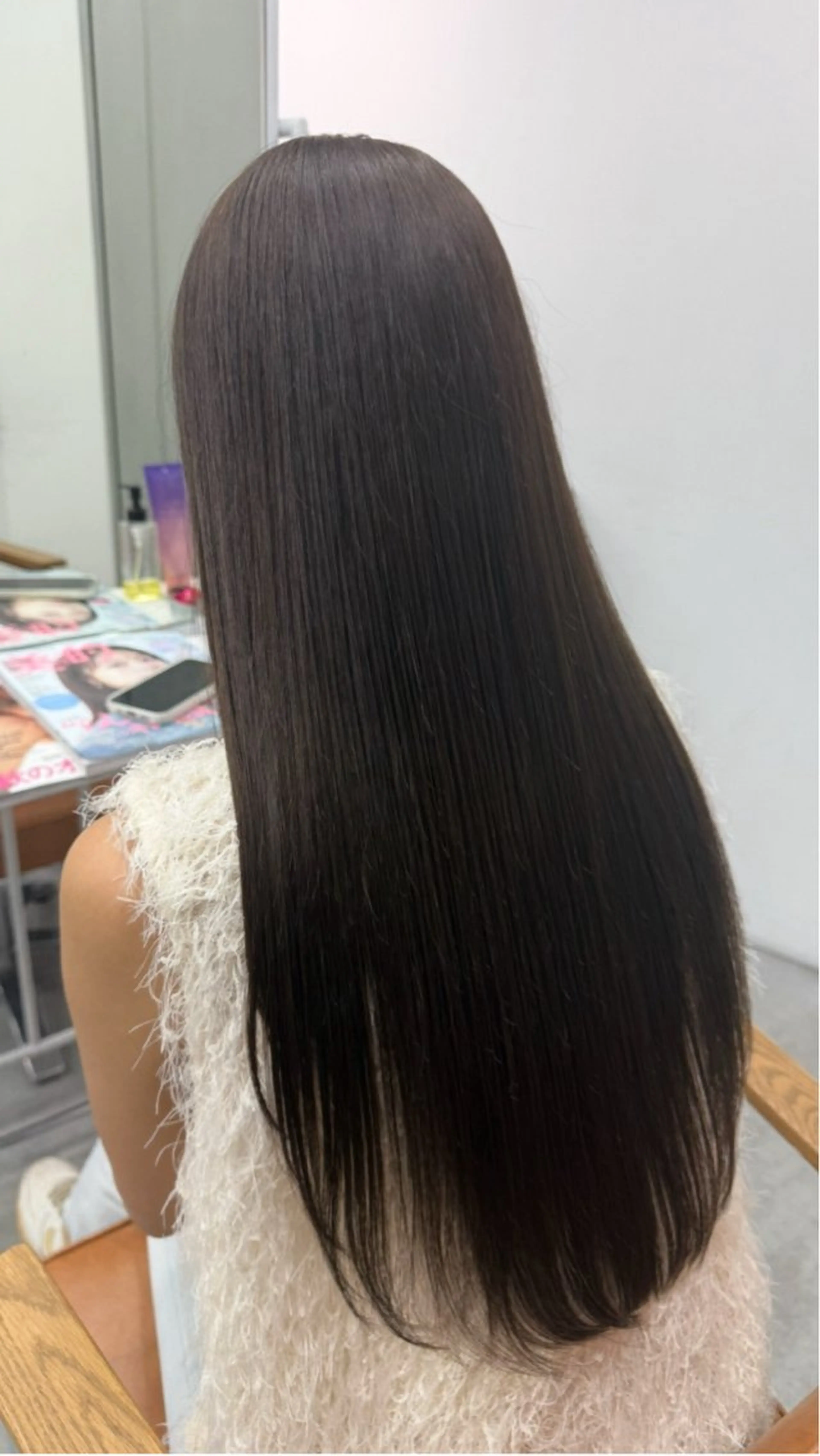 ロング トリートメント 艶カラー/羽エクステ サラサ💟のヘアスタイル