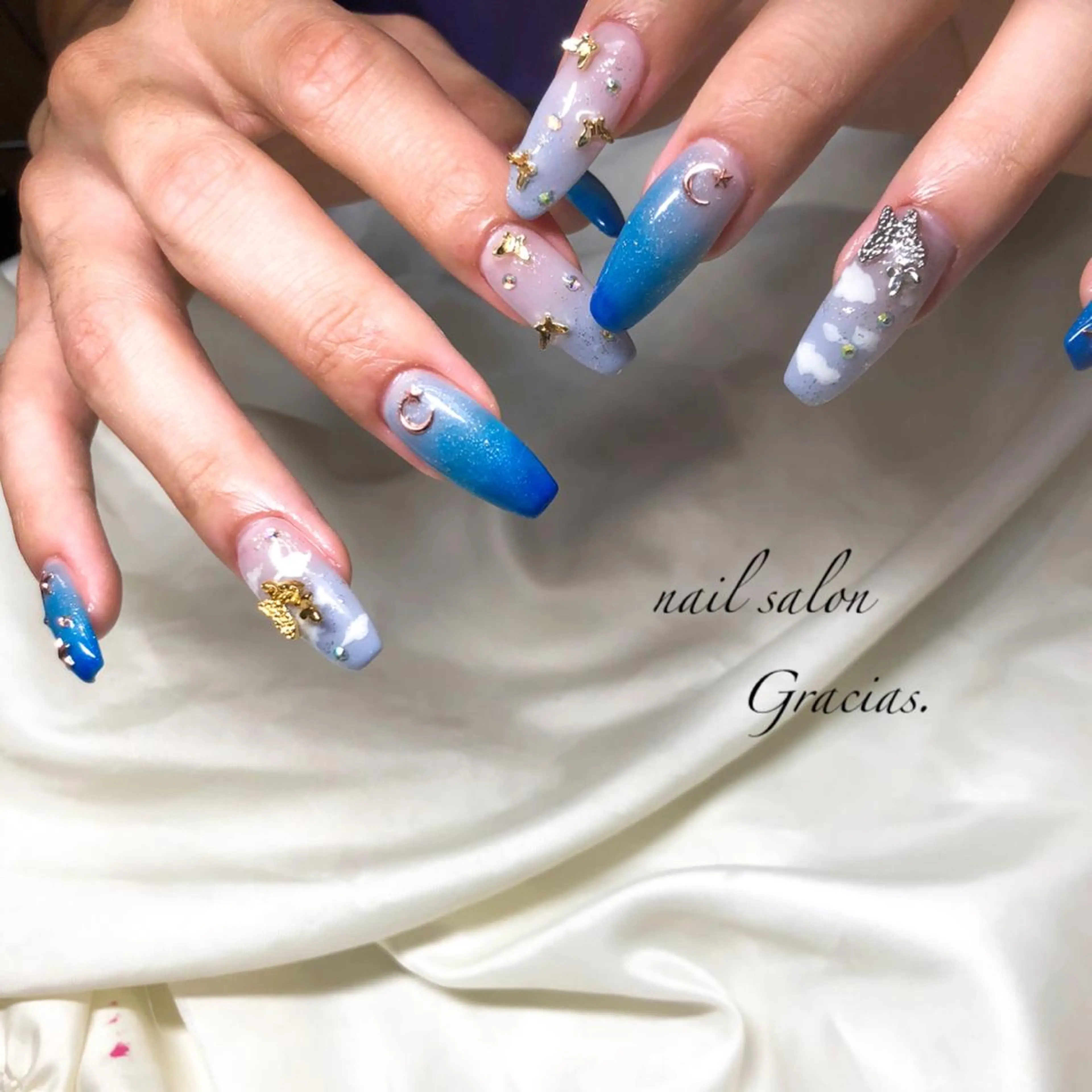 ネイル Gracias. rieのネイルデザイン