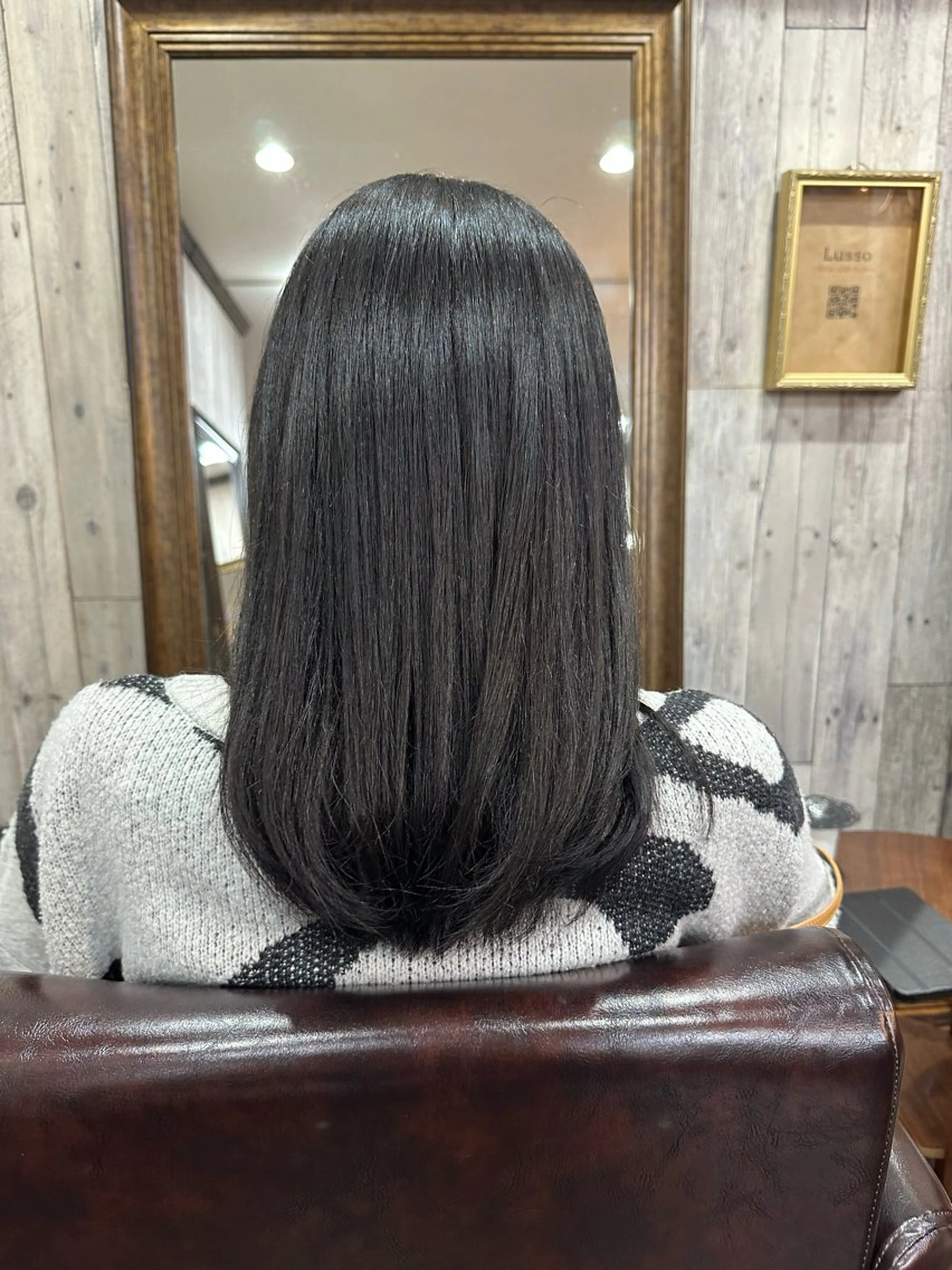 ミディアム カラー カット ヘアカラー トリートメント 庭山 理沙のヘアスタイル