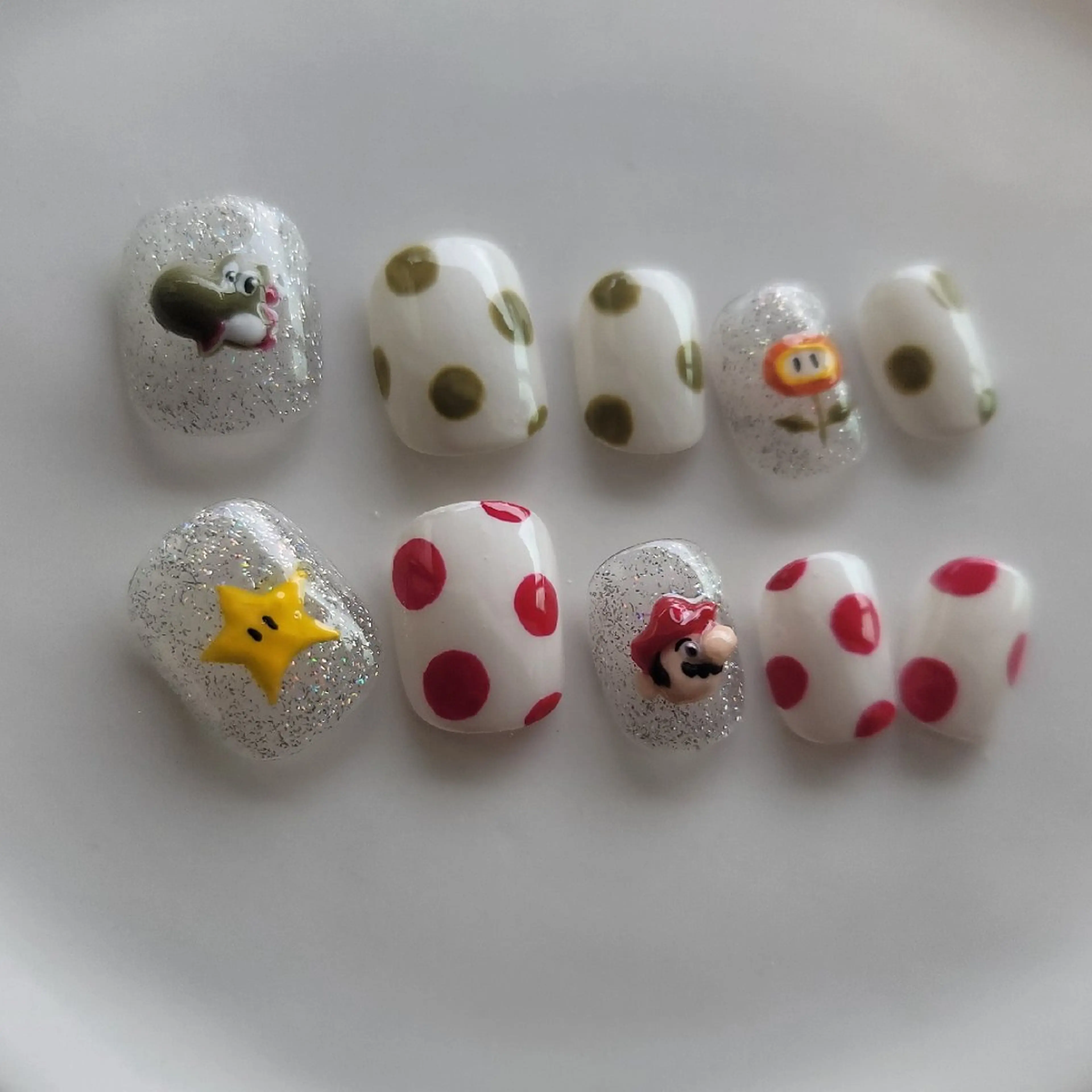 ネイル ハンドネイル 🌲🌳🚪iiit o🌲🌳🌲のネイルデザイン