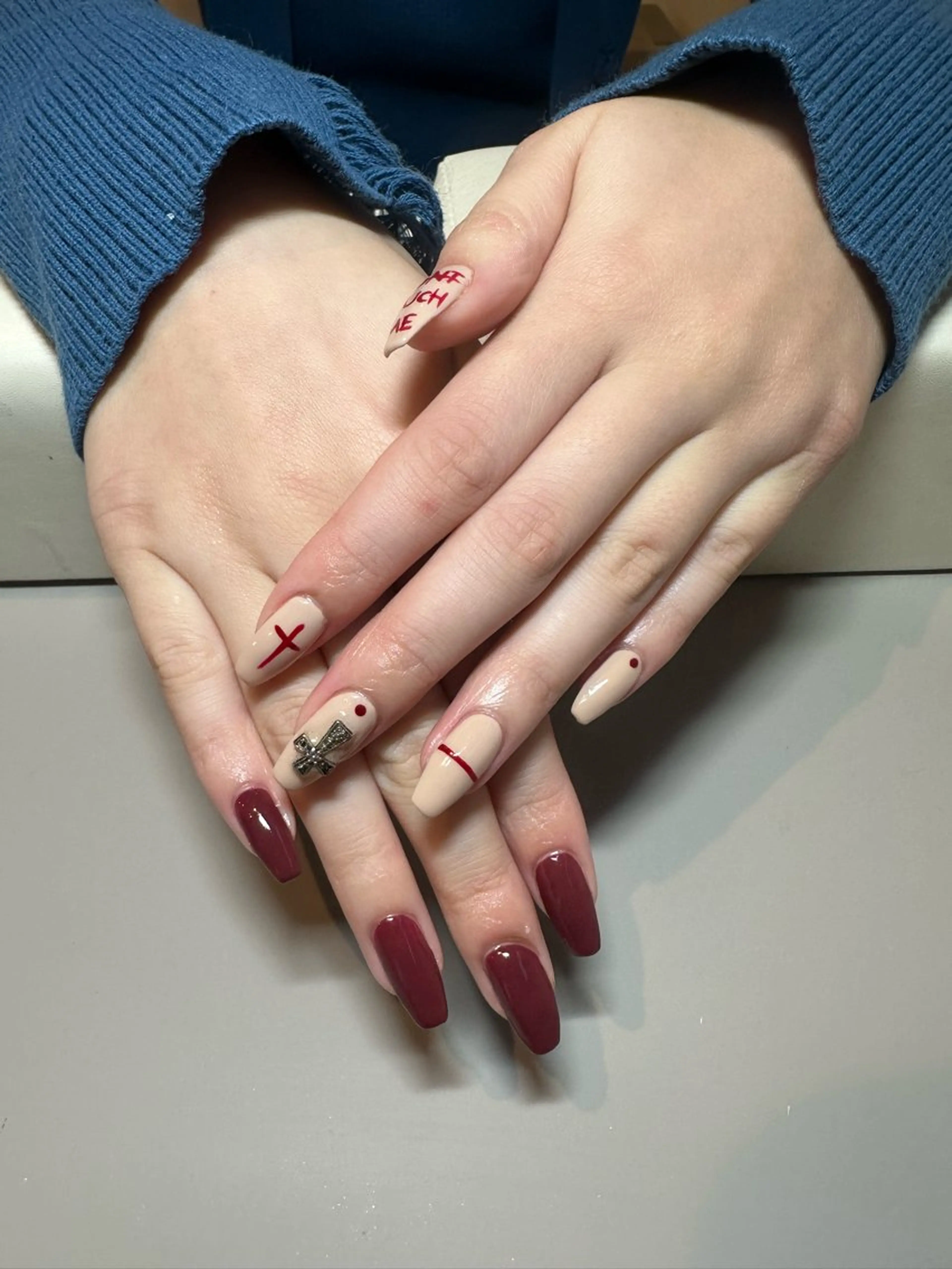 ネイル クレセントアイ MIUのネイルデザイン