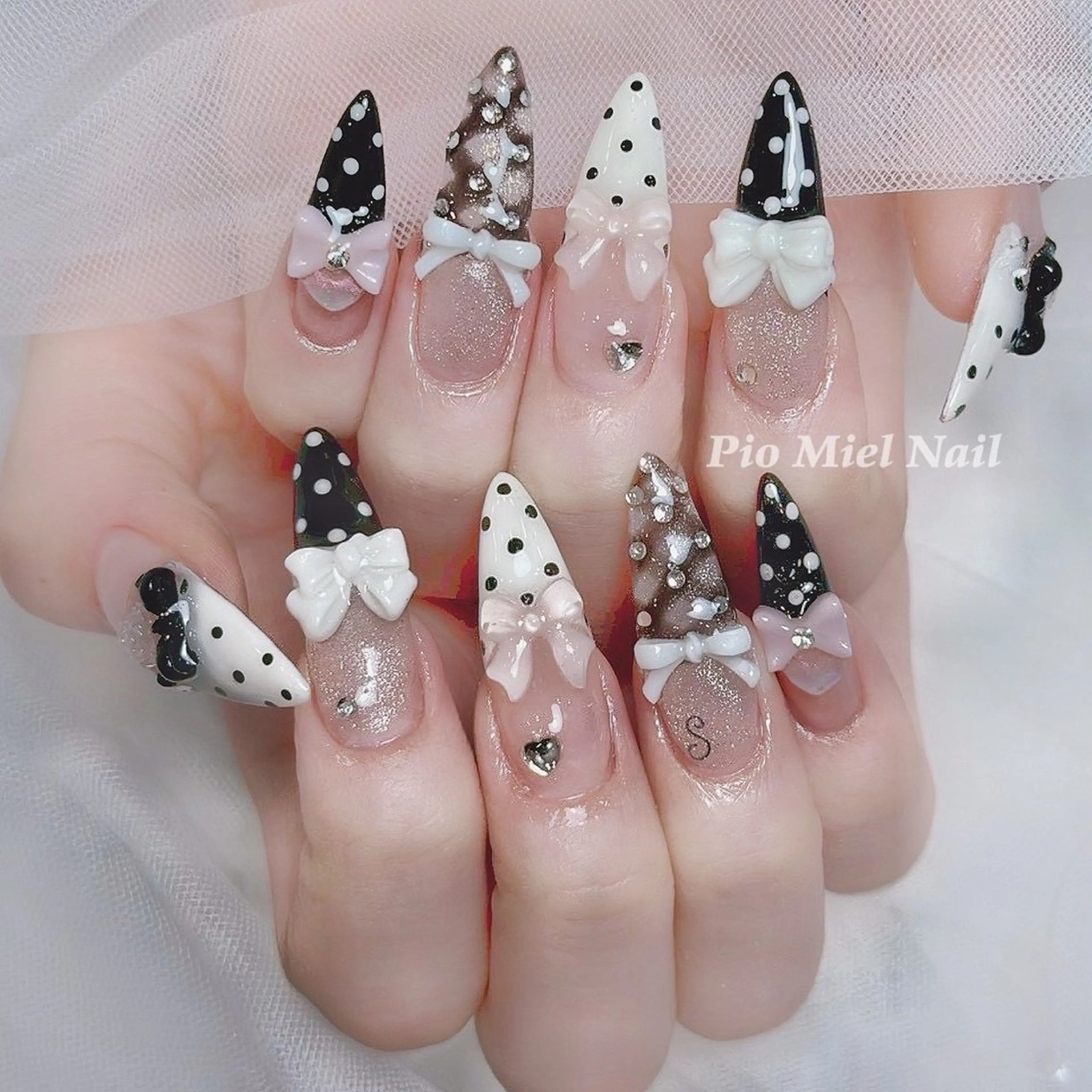 ネイル ハンドネイル HANA 長さだしのネイルデザイン