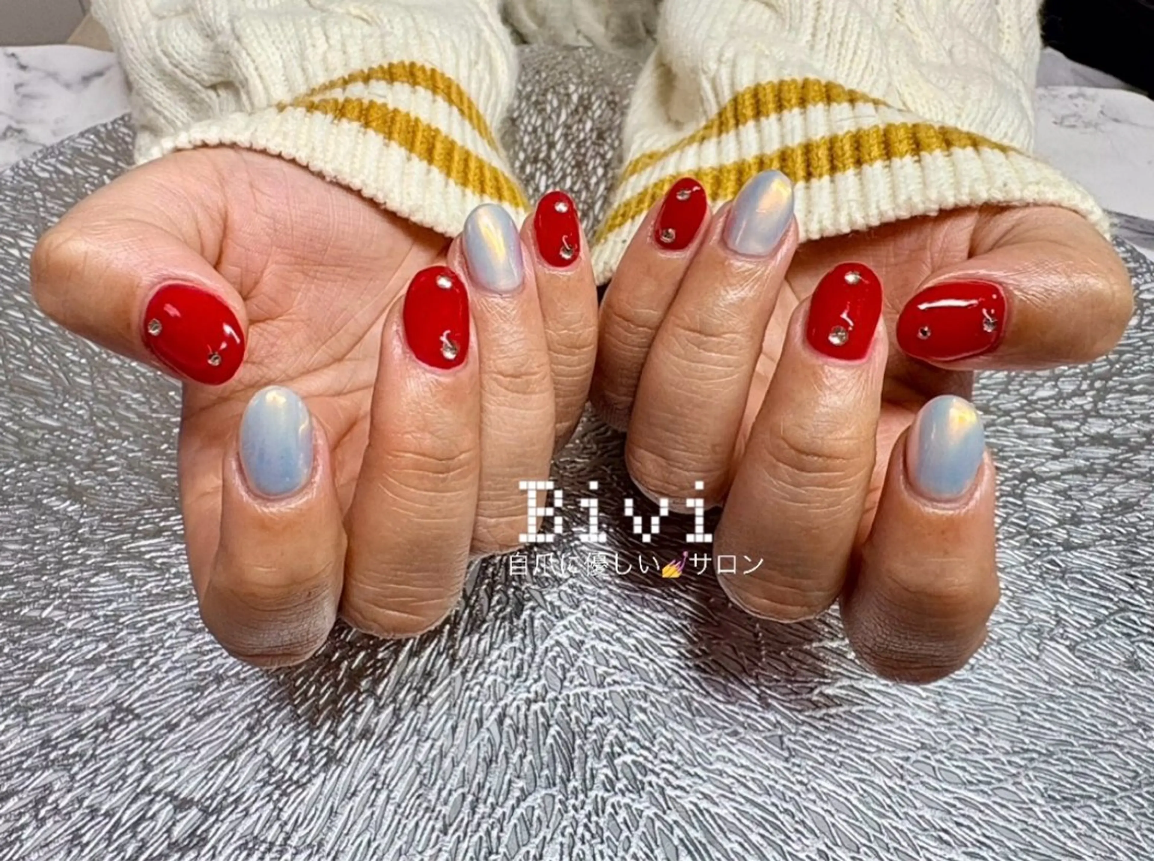 ネイル ラメ(グリッター) 持ち込み ワンホンネイル 冬ネイル ハンドネイル ハンドケア ♡Bivi♡自爪に 優しいネイルサロンのネイルデザイン