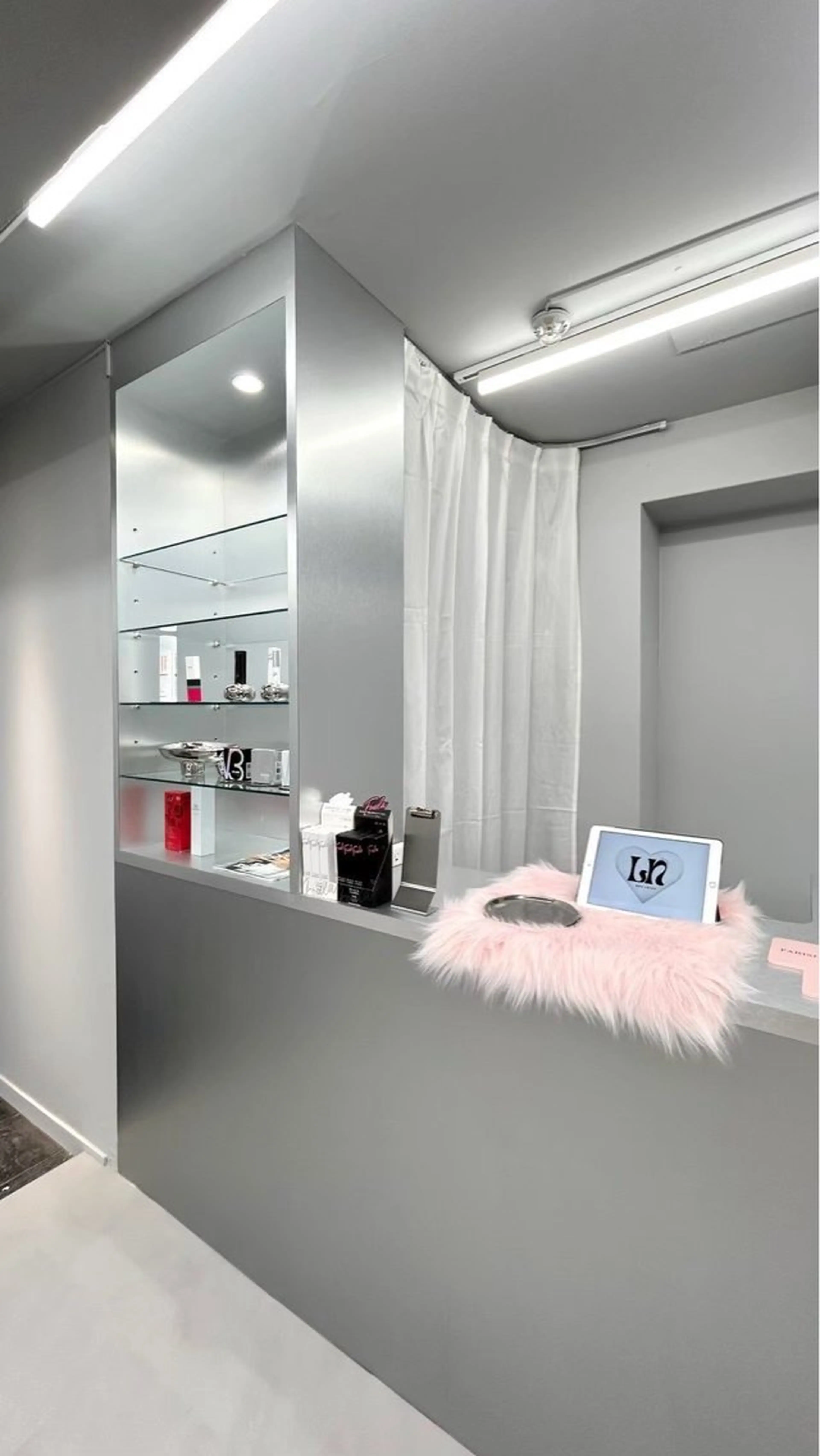 マツエク・マツパ ～韓国まつげエクステ＆眉毛の専門サロン～eyelash salon Lucia Next所属・Lucia 西田のマツエク・マツパデザイン