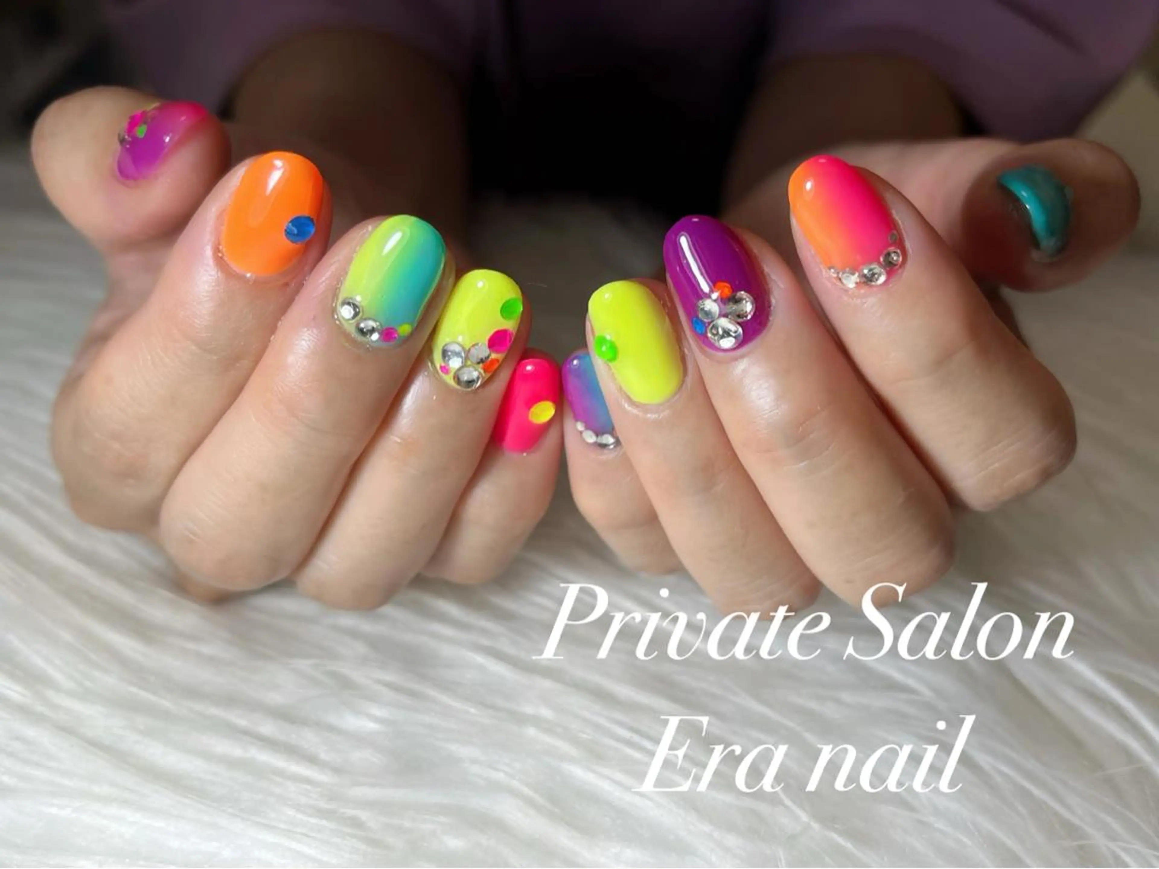 ネイル ストーンネイル Era nailのネイルデザイン