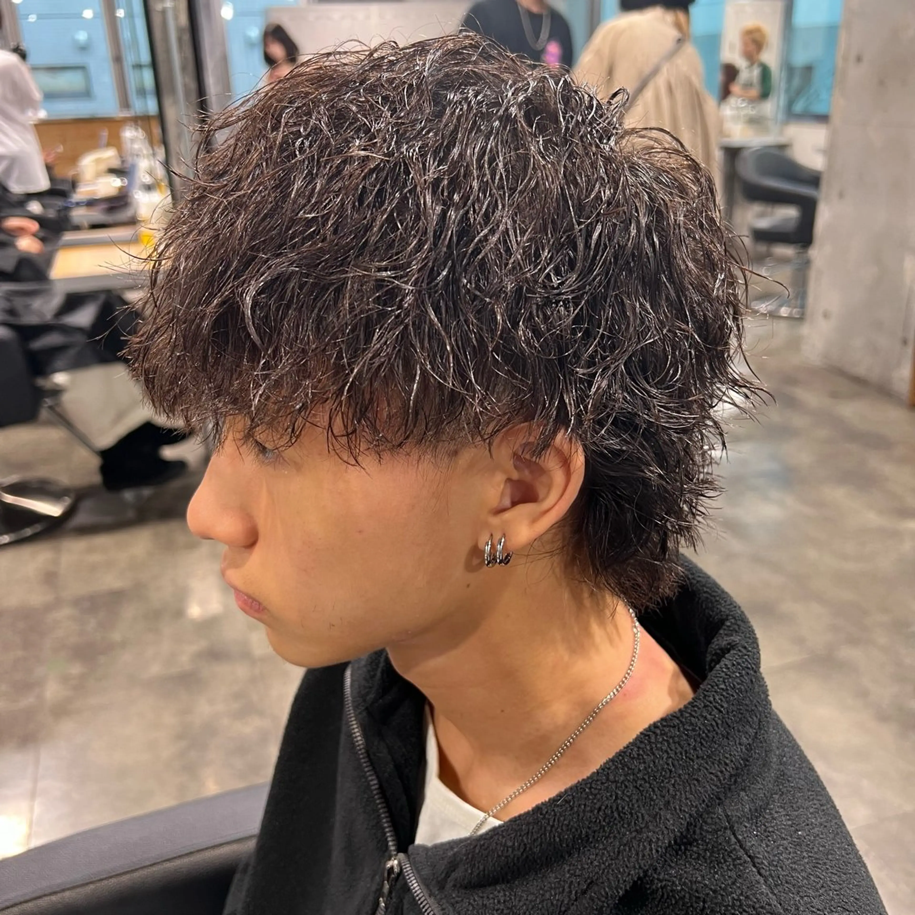 ショート カラー パーマ ヘアアレンジ メンズ キッズ メンズパーマ メンズツイストパーマ ツイストスパイラルパーマ スパイラルパーマ ツイストパーマ 🔷横浜1のパーマ 職人🔷将太郎のヘアスタイル