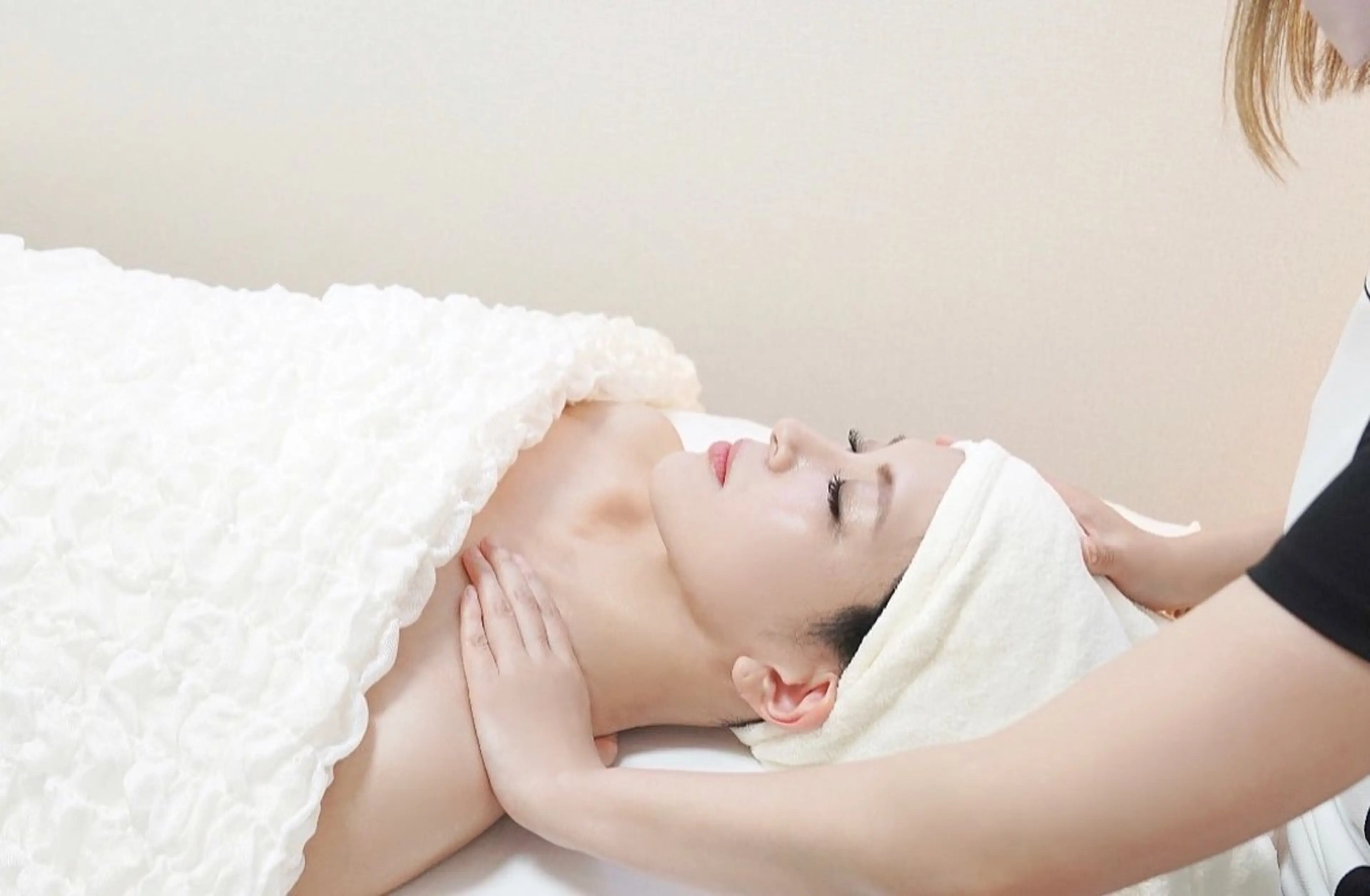 サロンドフルベール 名古屋一色店のエステ・リラクイメージ