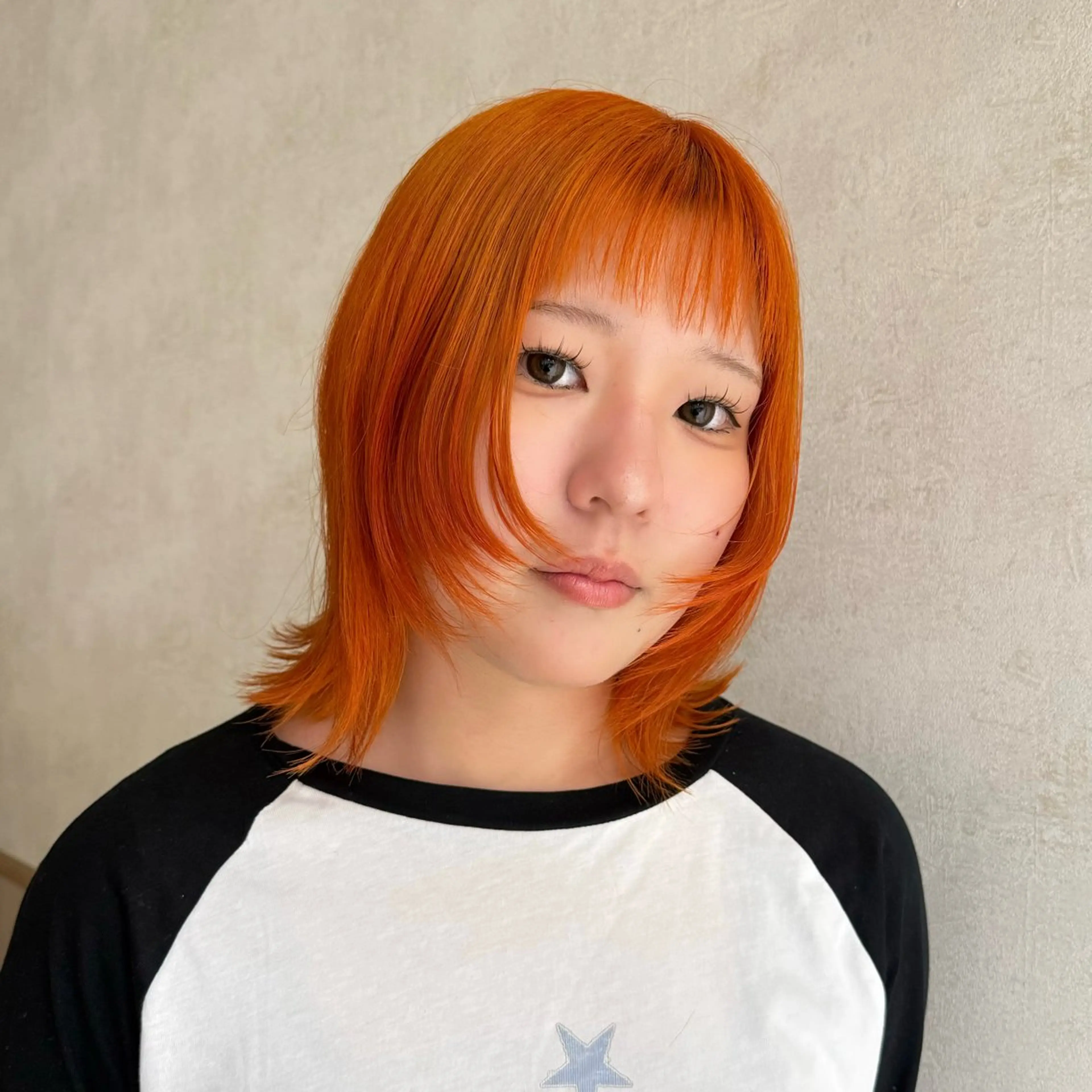 カラー オレンジ ヘアカラー ブリーチ/ブロンド /sakura🌸のヘアスタイル