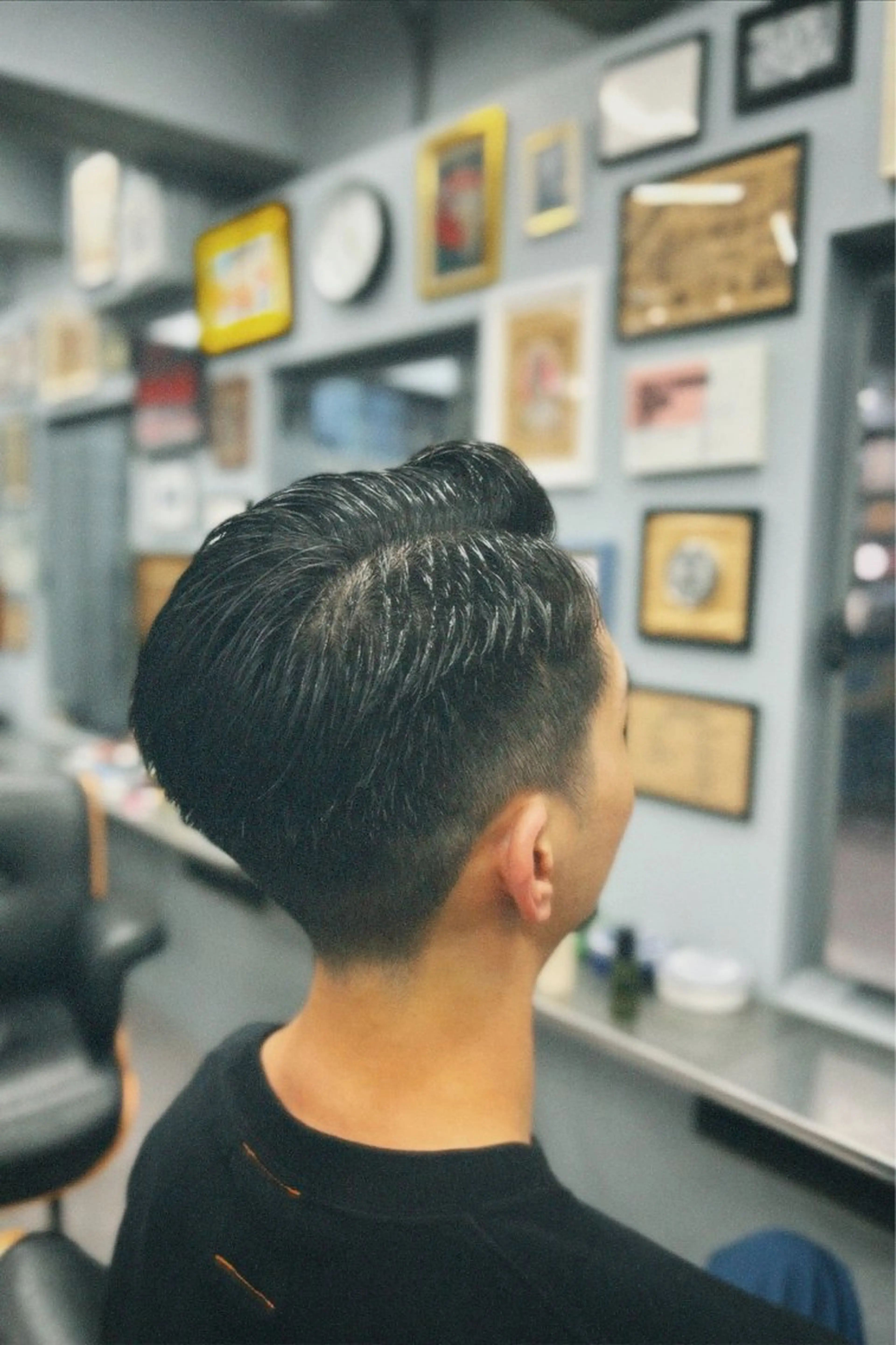 ショート メンズ センターパート フェードカット マッシュ メンズパーマ メンズツイストパーマ icon Blue所属・池袋メンズパーマ フェード純平のヘアスタイル