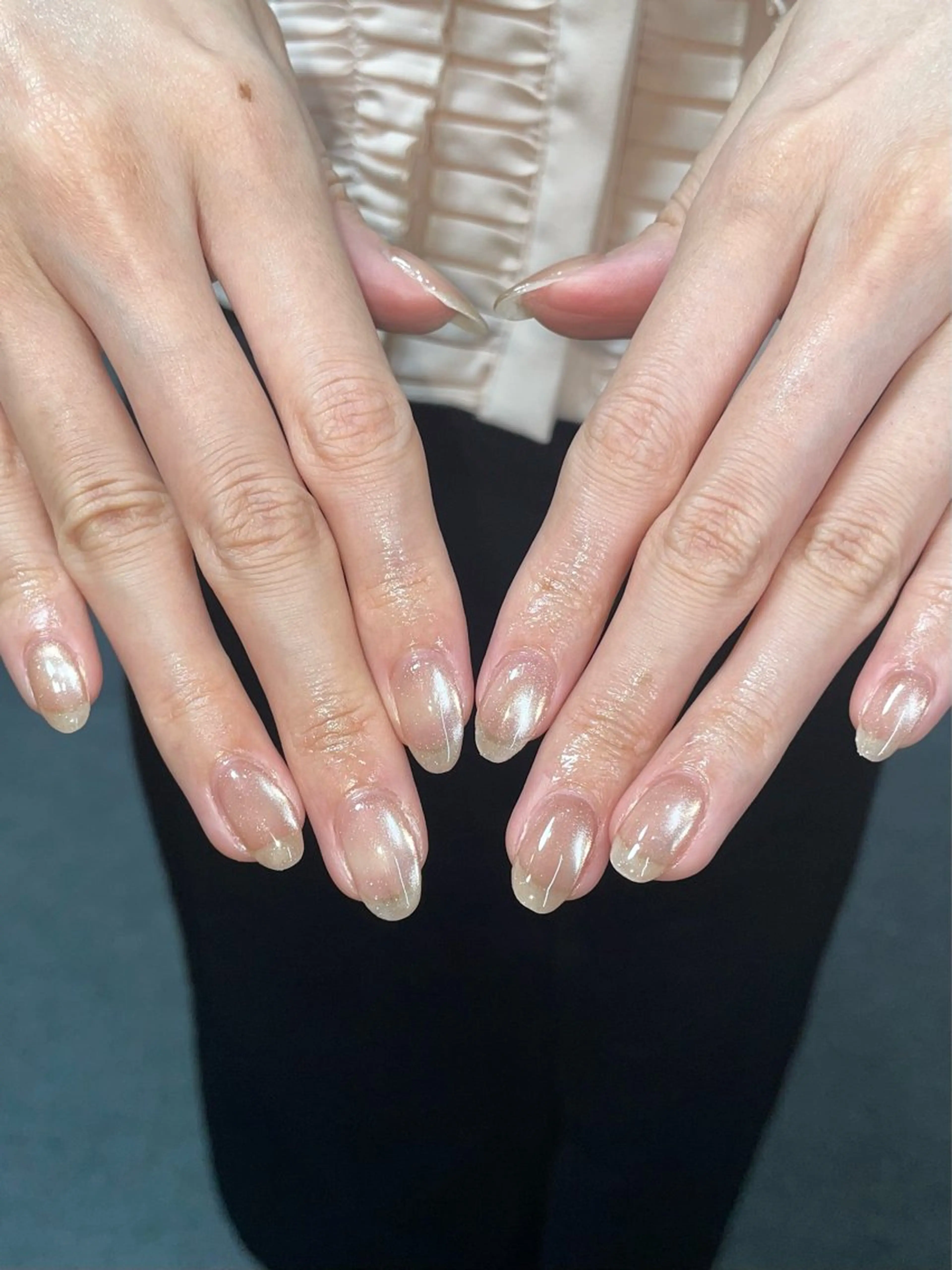 ネイル キラキラネイル マグネットネイル オフィスネイル シンプルネイル ハンドネイル ハンドケア 🎀NAIL🎀 AI🪄︎︎◝✩のネイルデザイン