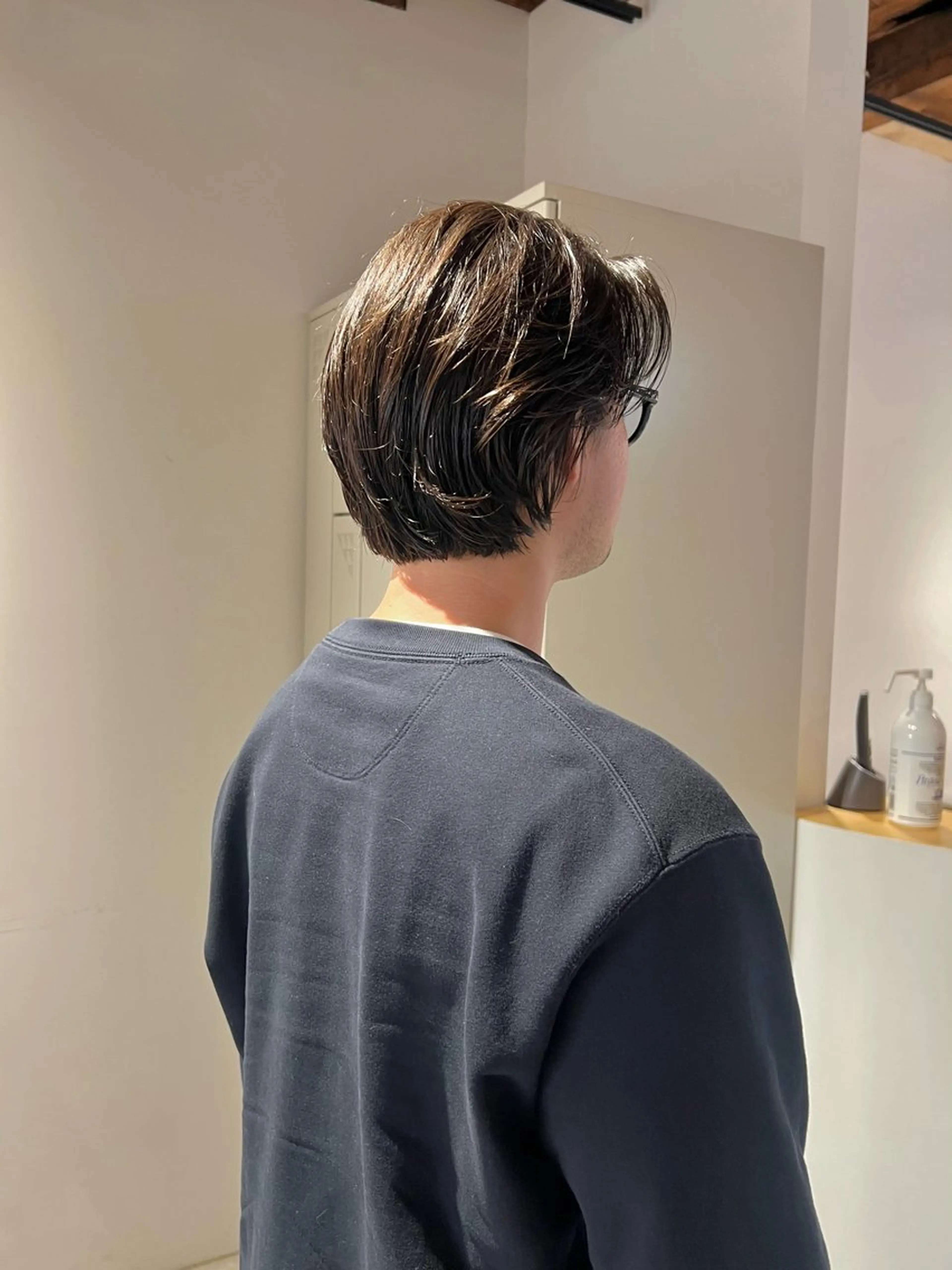 ミディアム カット io濱川 遥のヘアスタイル