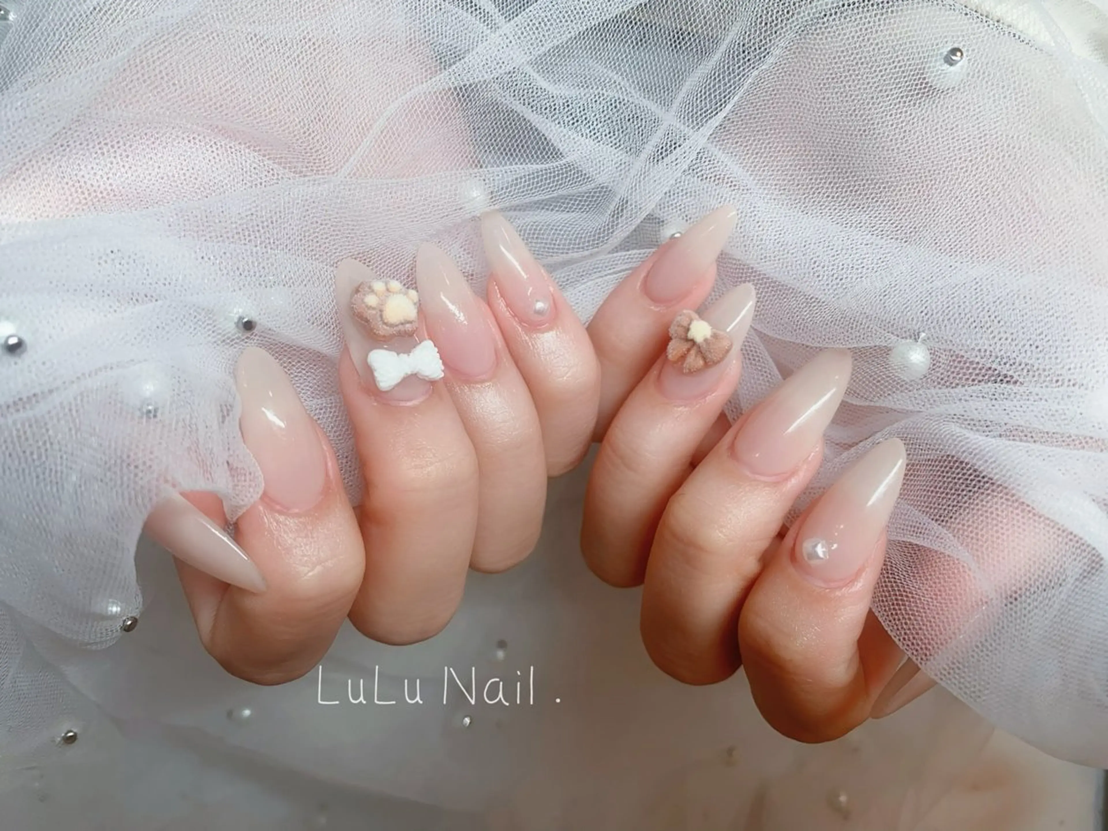ネイル ハンドネイル LULU Nail Salon 新宿所属・LU LU NailSalonのネイルデザイン
