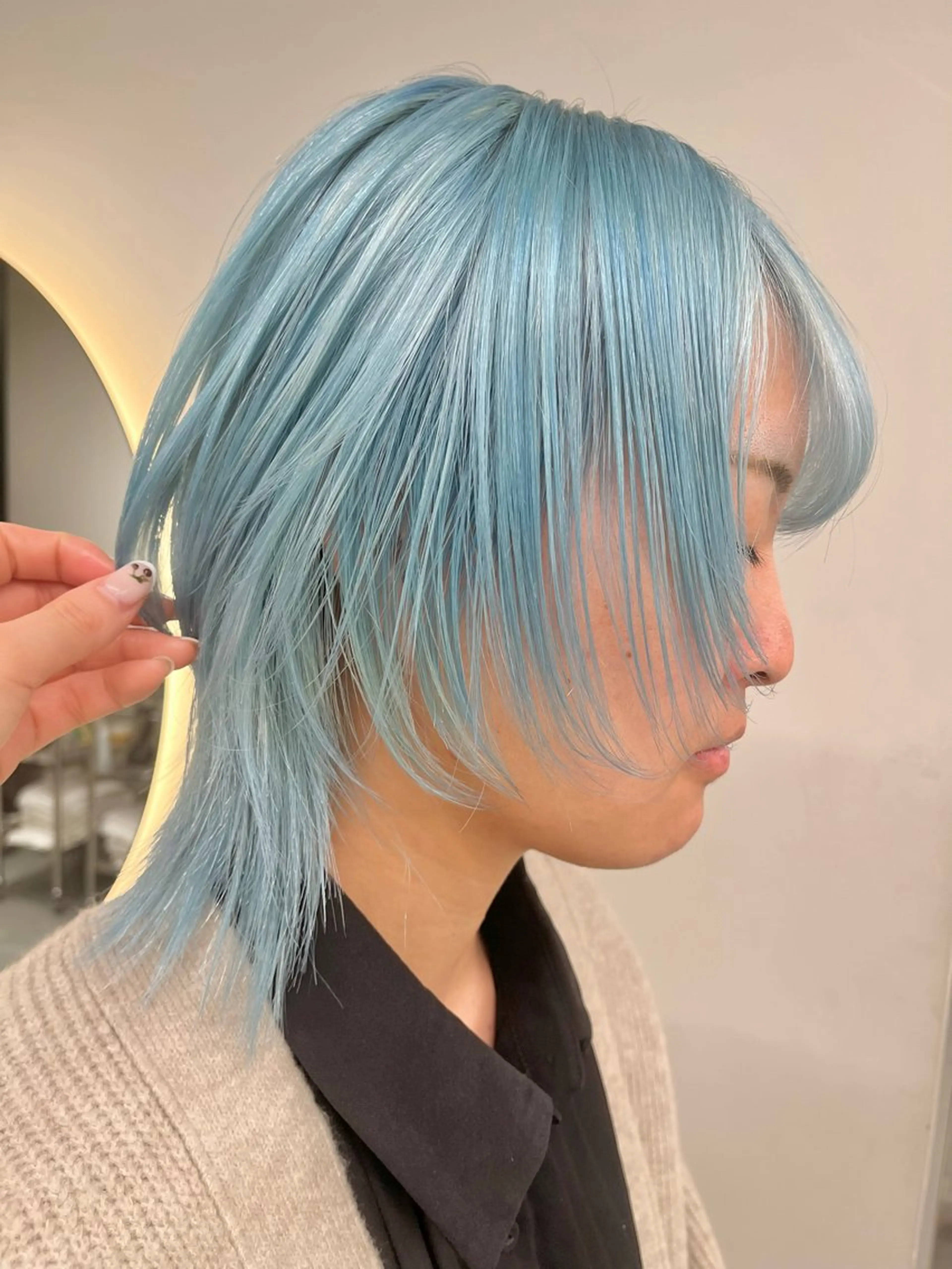 カラー 艶ブリーチ/表参道 ハイトーン /実乃梨のヘアスタイル