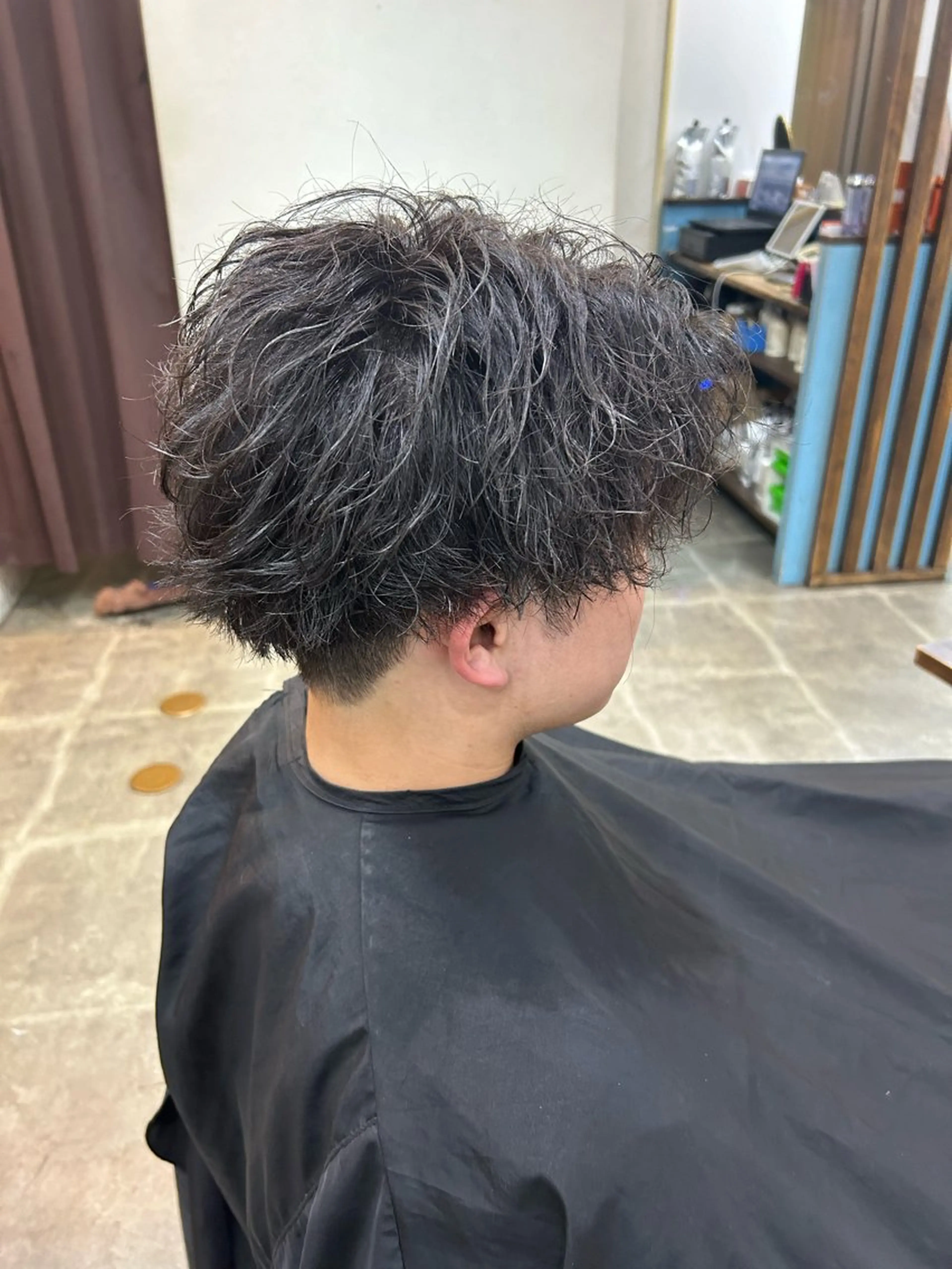 ショート パーマ メンズ メンズ韓国風 メンズパーマ メンズスパイラルパーマ メンズツイストパーマ ツイストスパイラルパーマ カット パーマ CECIL hair なんば店所属・メンズパーマ 艶髪☆店長☆有馬のヘアスタイル