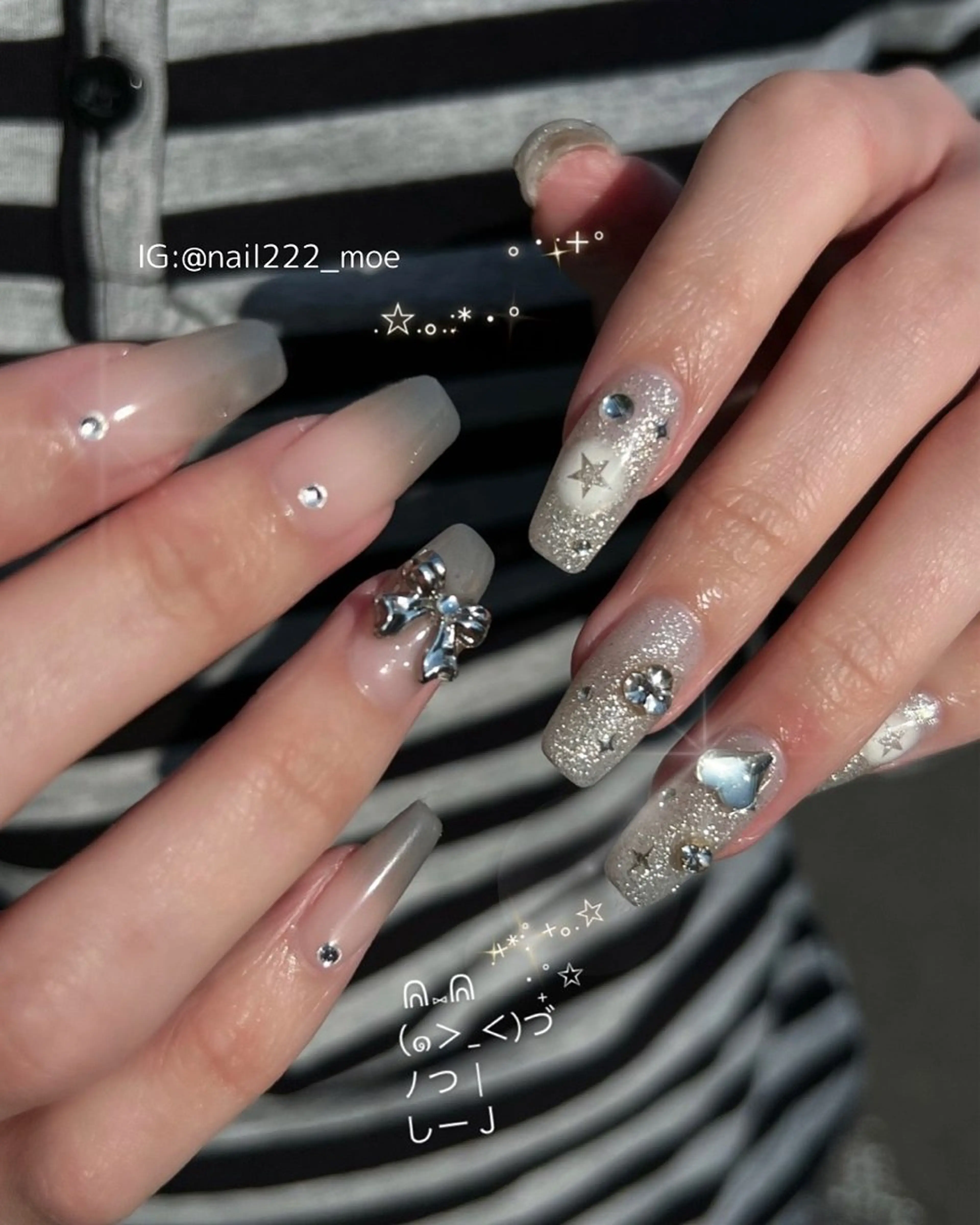 ネイル ワンホンネイル ハンドネイル ⟡.*222⋰˚☆ MöEのネイルデザイン