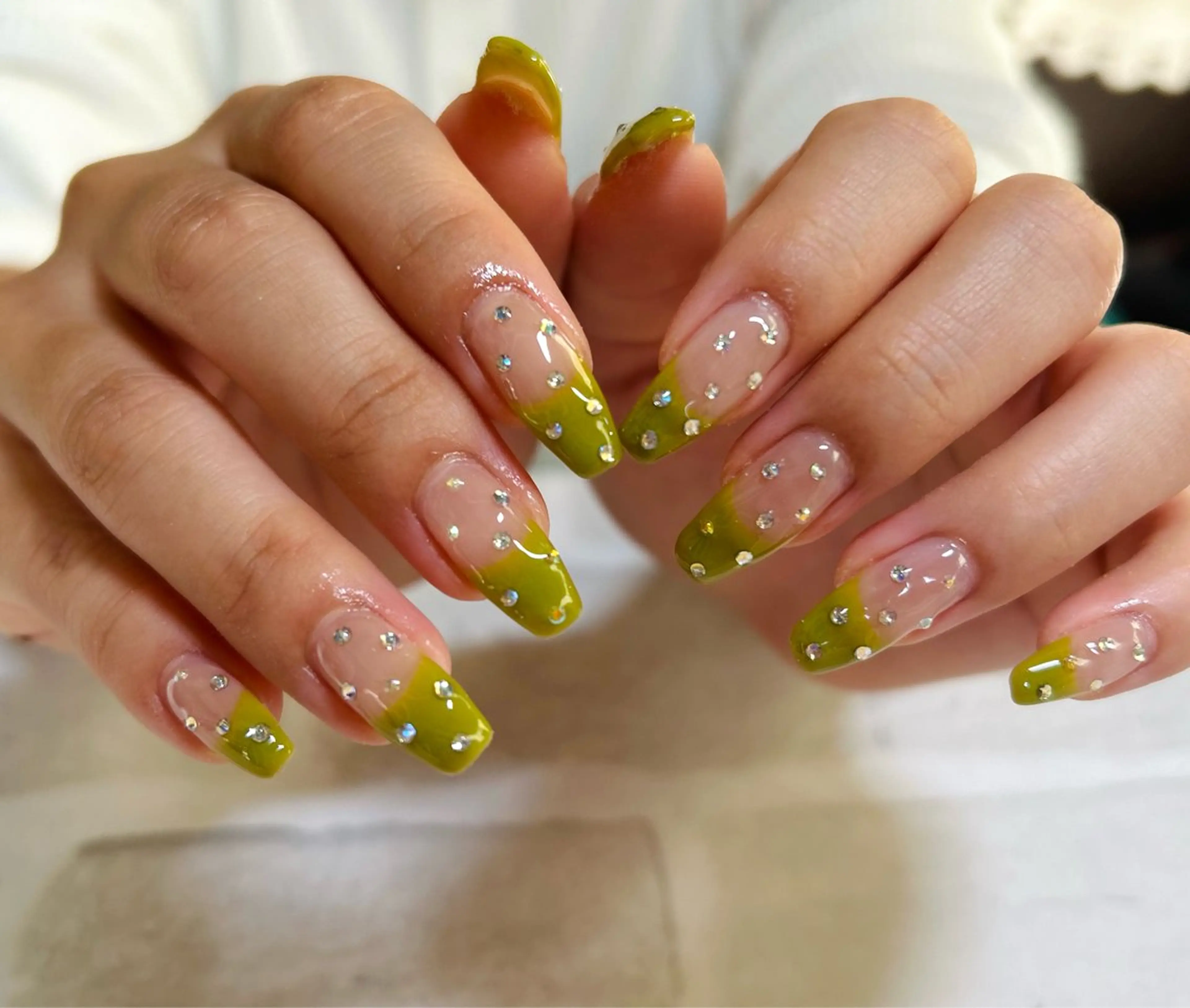 ミディアム ハンドネイル 2dy所属・2DY NAIL SALONのネイルデザイン