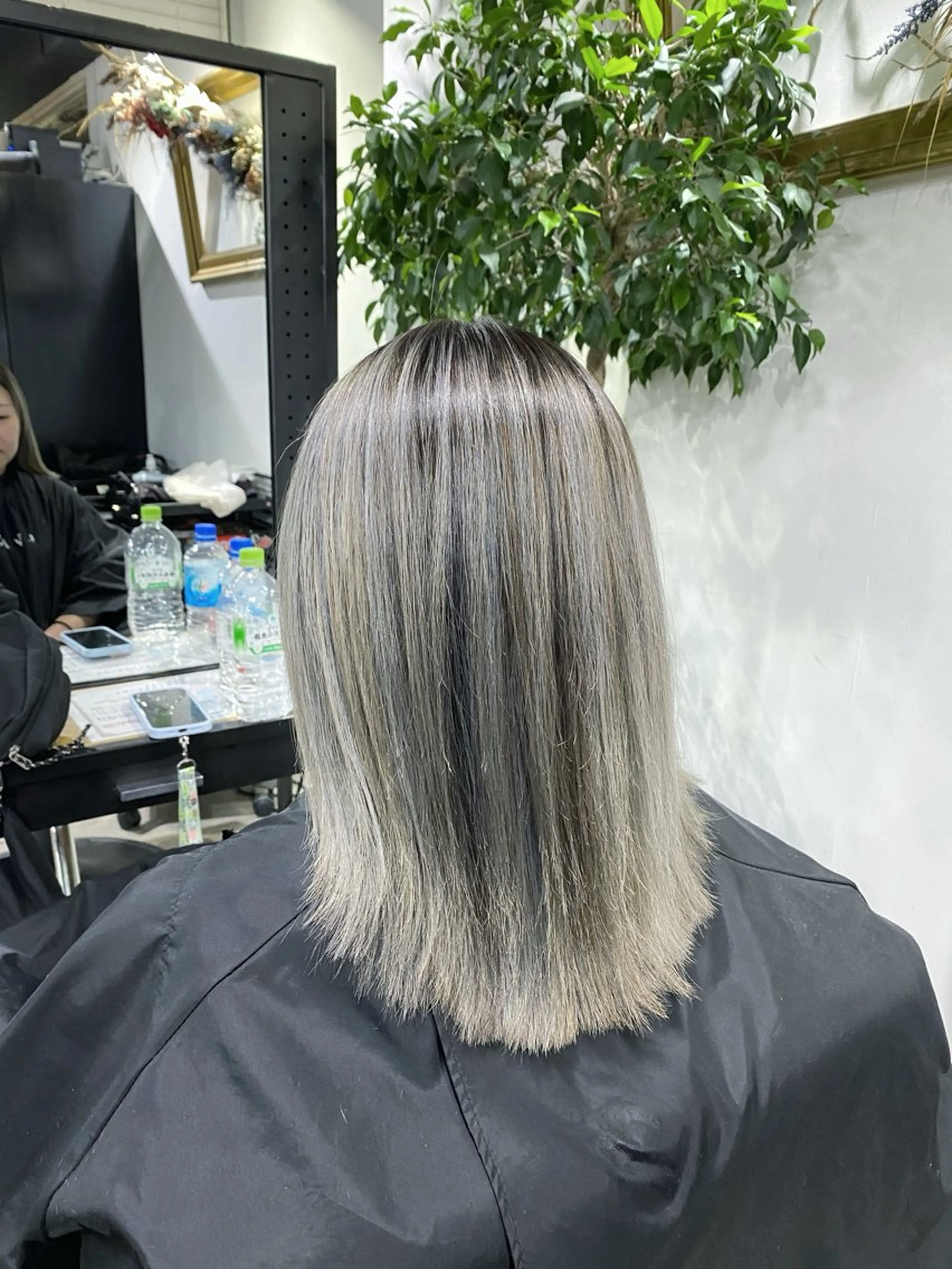 ミディアム パープルカラー レイヤーカット ヘアカラー 山影✨バレイヤージュ ハイライト✨メンズ◎のヘアスタイル