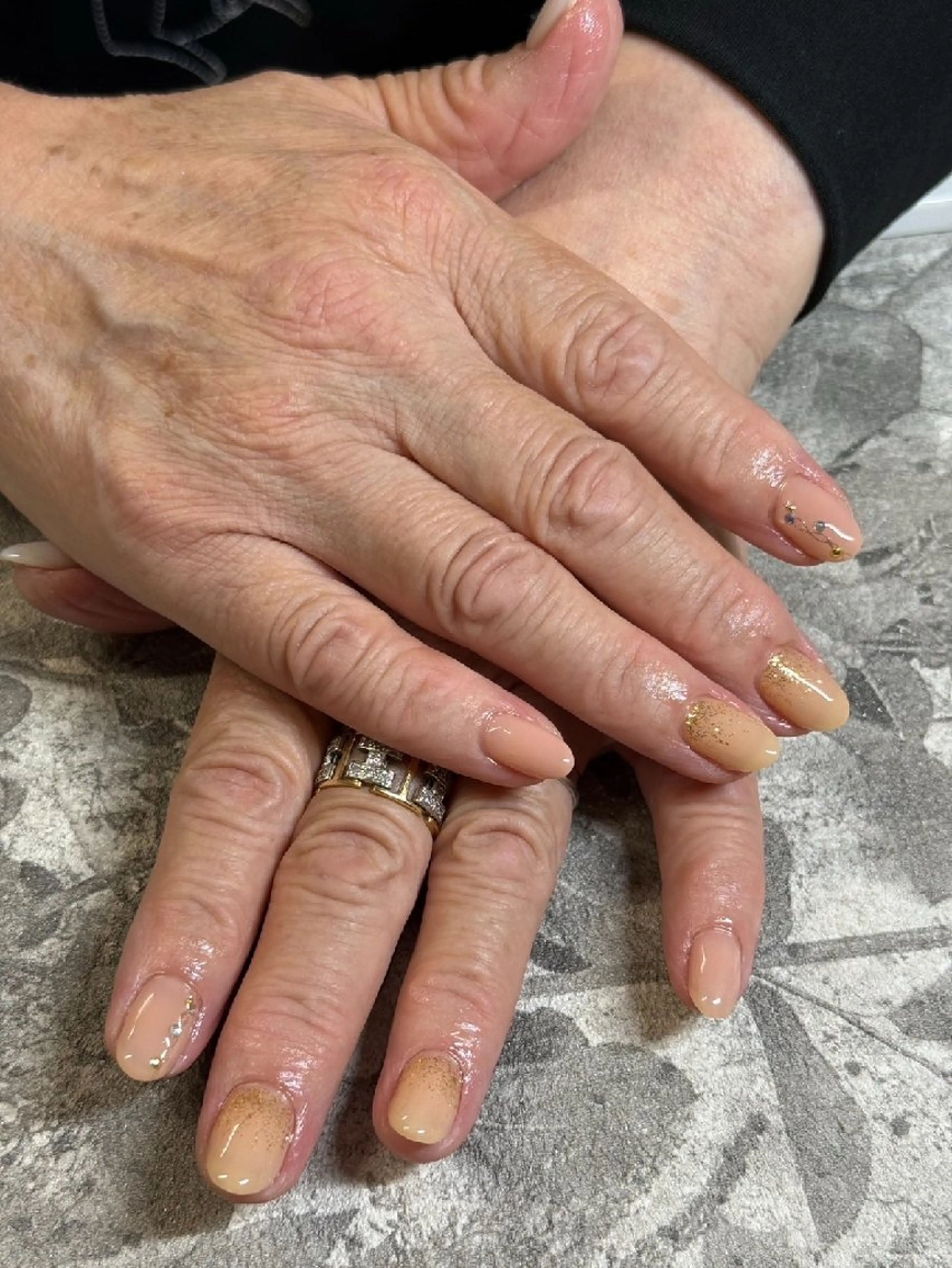 ネイル nail body サロン　Pino Planet所属・ネイリスト pinoエミルネイルのネイルデザイン