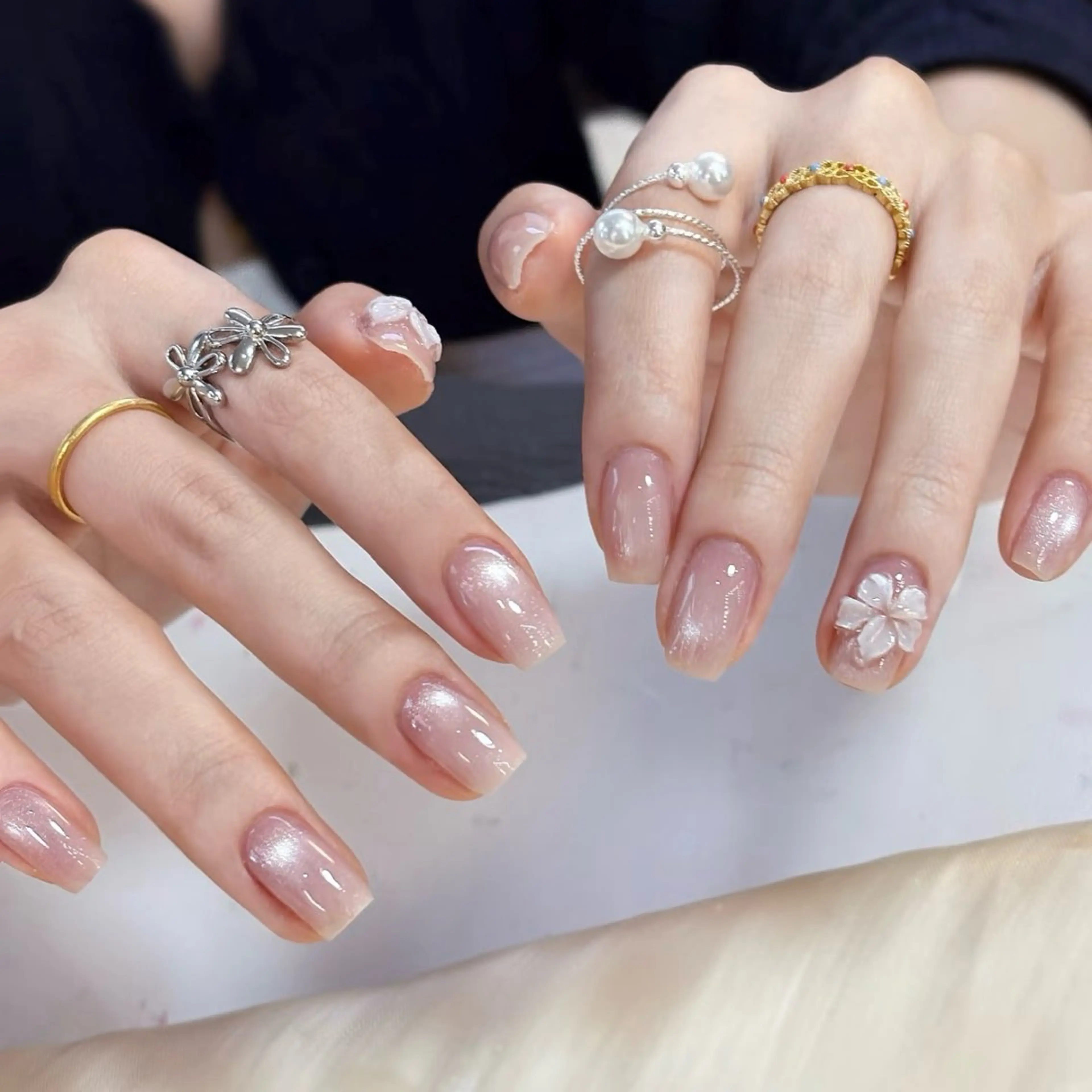 ネイル アートネイル ジェルネイル Nail salon Amoureuse ネイルサロン アムルーズ所属・ネイリスト ミクのネイルデザイン