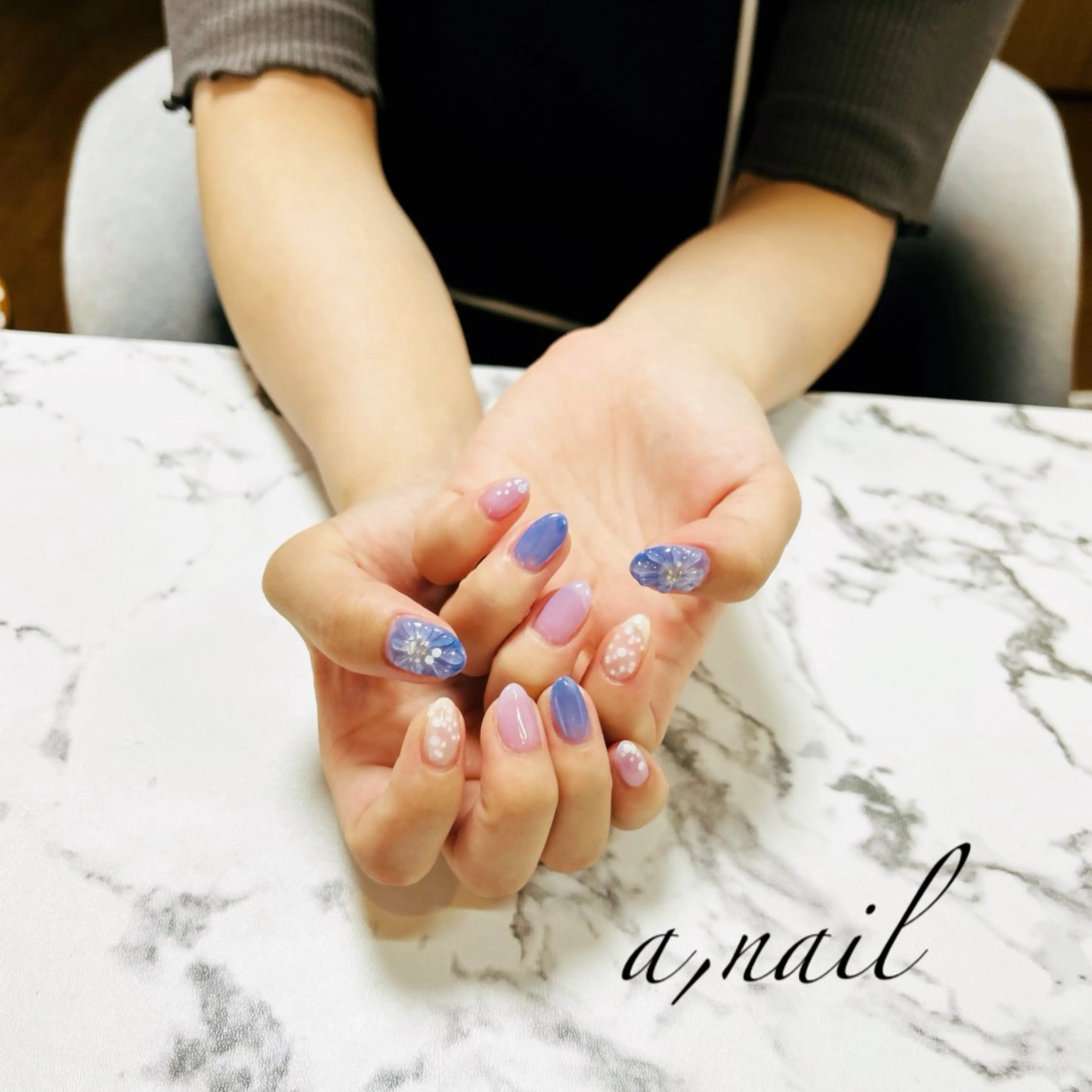 ネイル フラワーネイル キラキラネイル ニュアンスネイル ぷっくりネイル シンプルネイル ハンドネイル ネイルサロン エーネイルのネイルデザイン