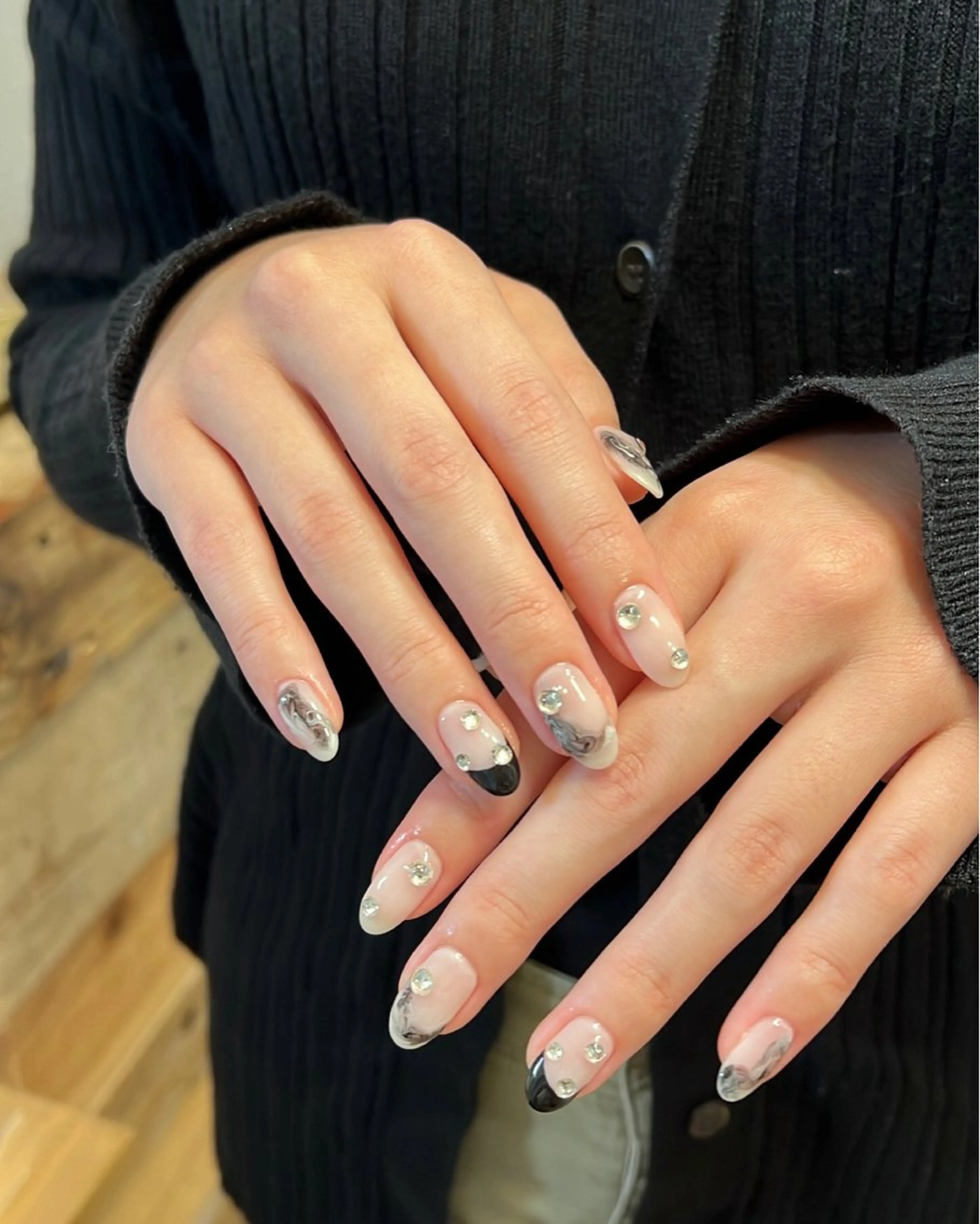 ネイル ハンドネイル フットネイル ハンドケア Nes.Nail所属・Miyagi Asamiのネイルデザイン