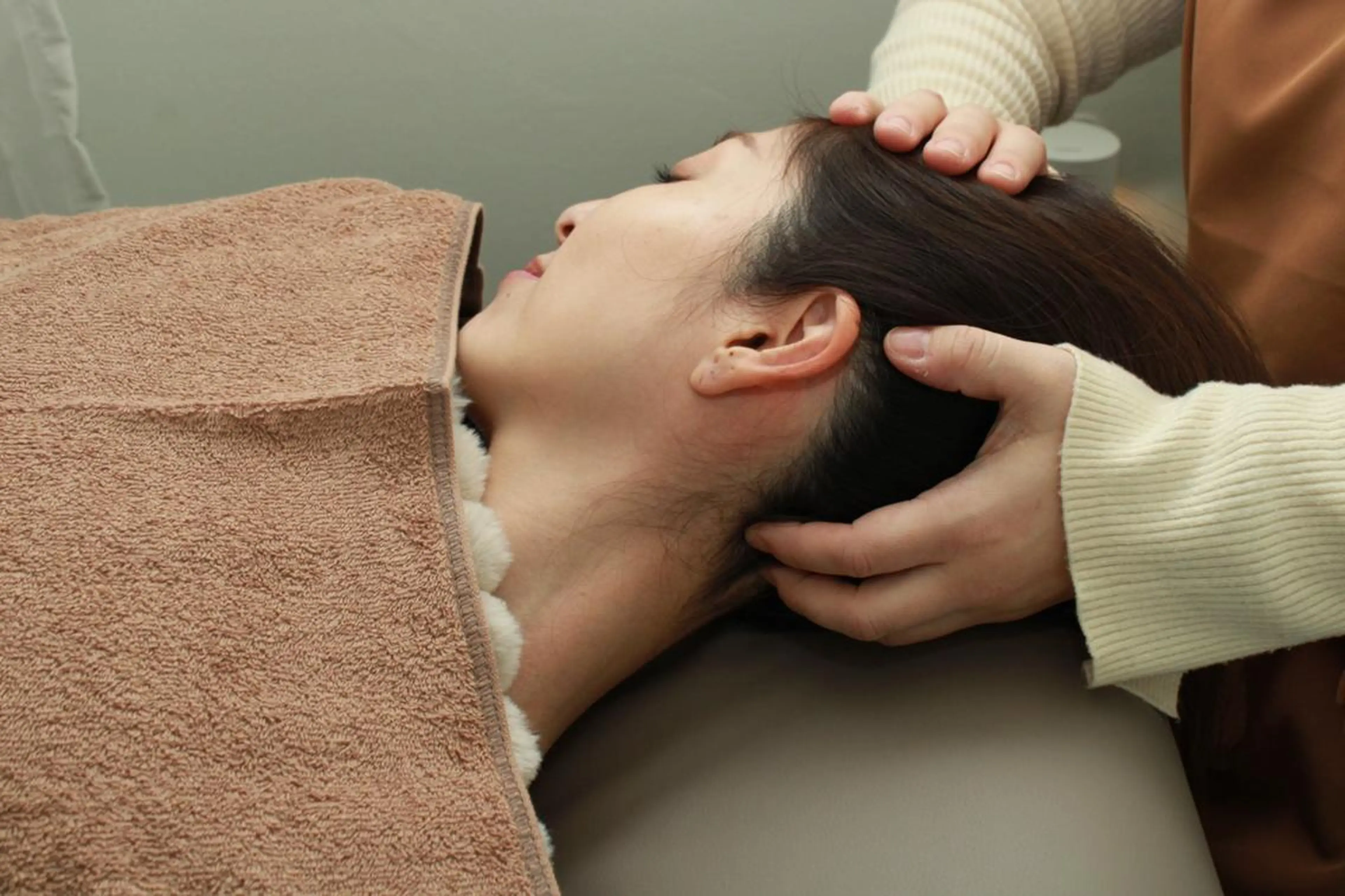 快眠小顔ヘッドスパ 吉田のヘアスタイル