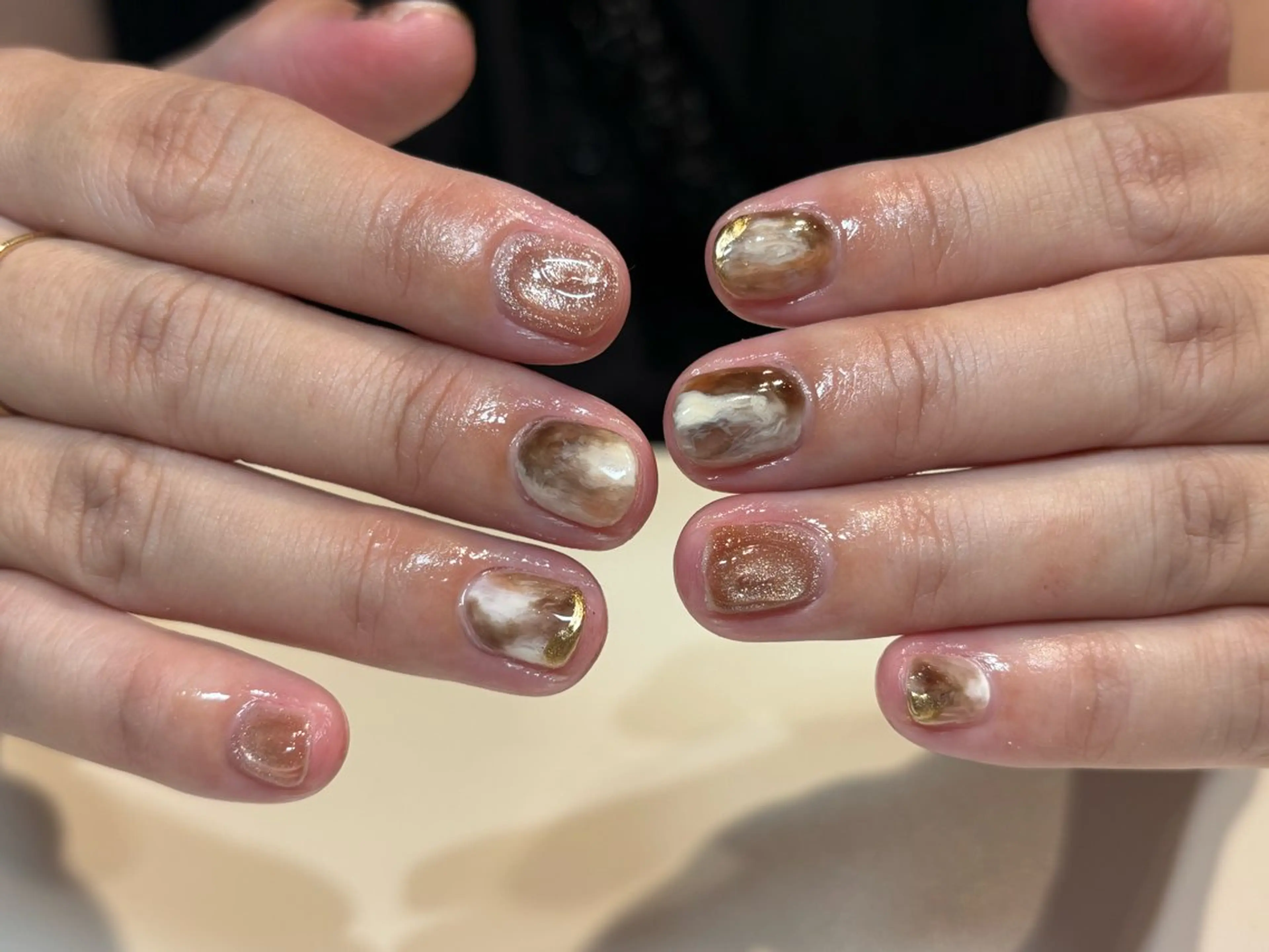 ネイル フットネイル フレンチネイル ジェルネイル グラデーション マグネットネイル ハンドネイル ヘアー.ネイル二刀流 misa🫧のヘアスタイル