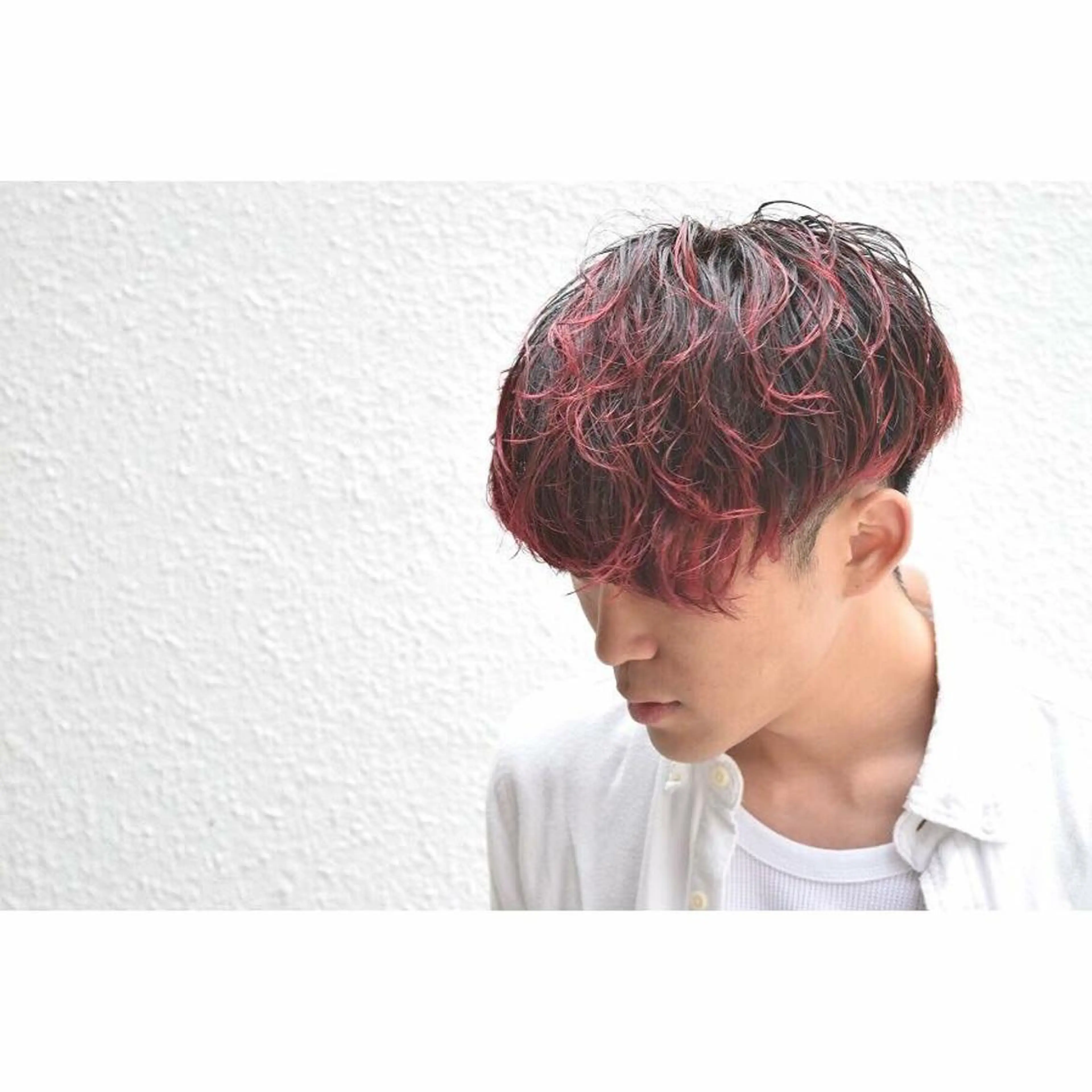 ショート カラー パーマ メンズ 嶋佐 昌大 シマサマオのヘアスタイル