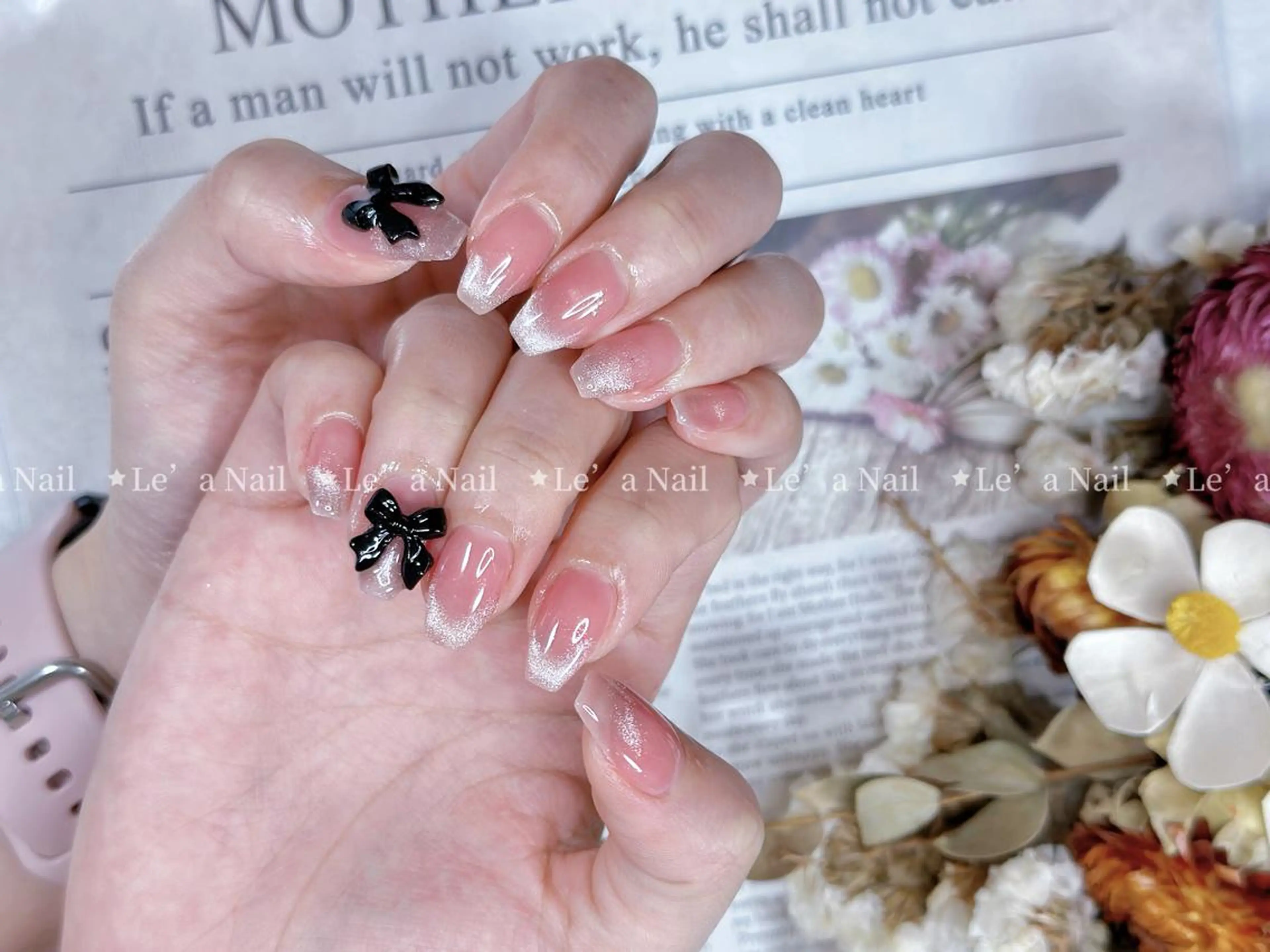 ミディアム カラー ネイル Lea NAILsalon所属・Le’a NailSalonのネイルデザイン