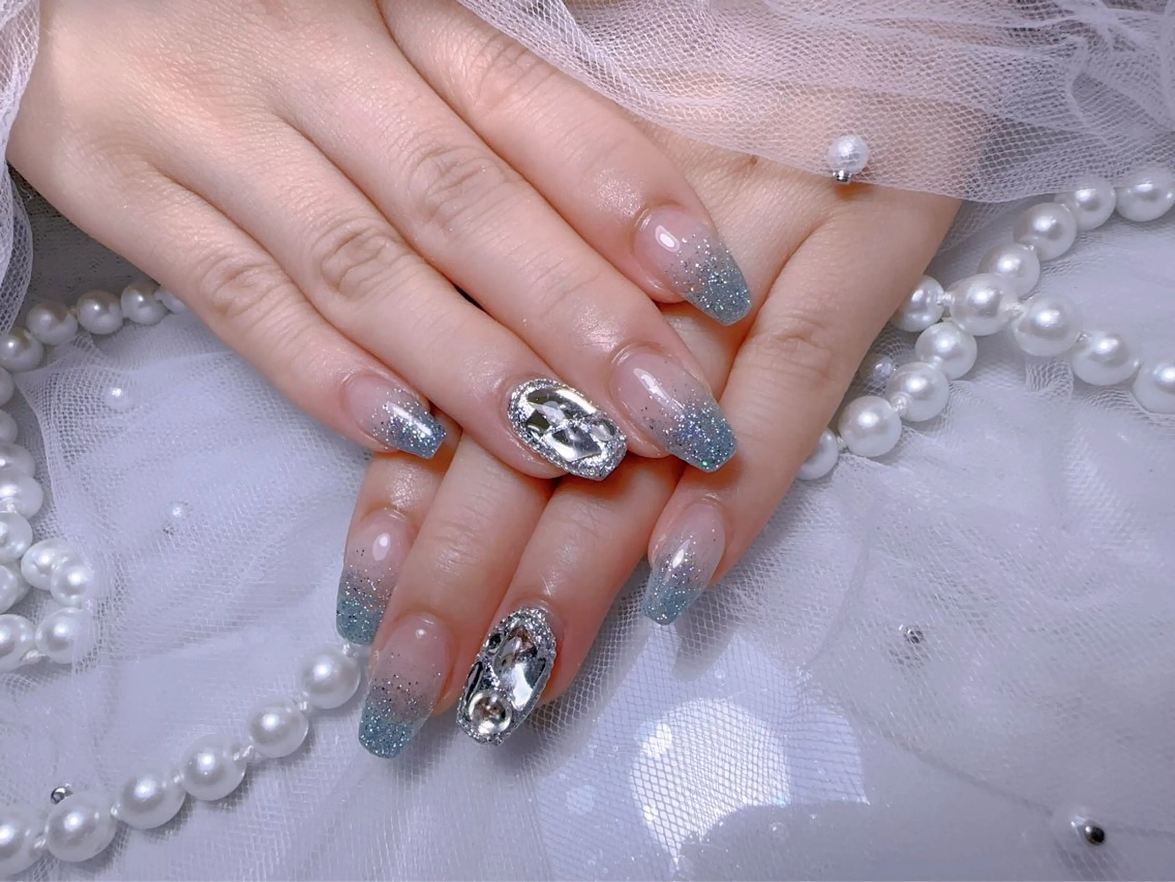 ネイル ストーンネイル ハンドネイル You&Me Miyuのネイルデザイン