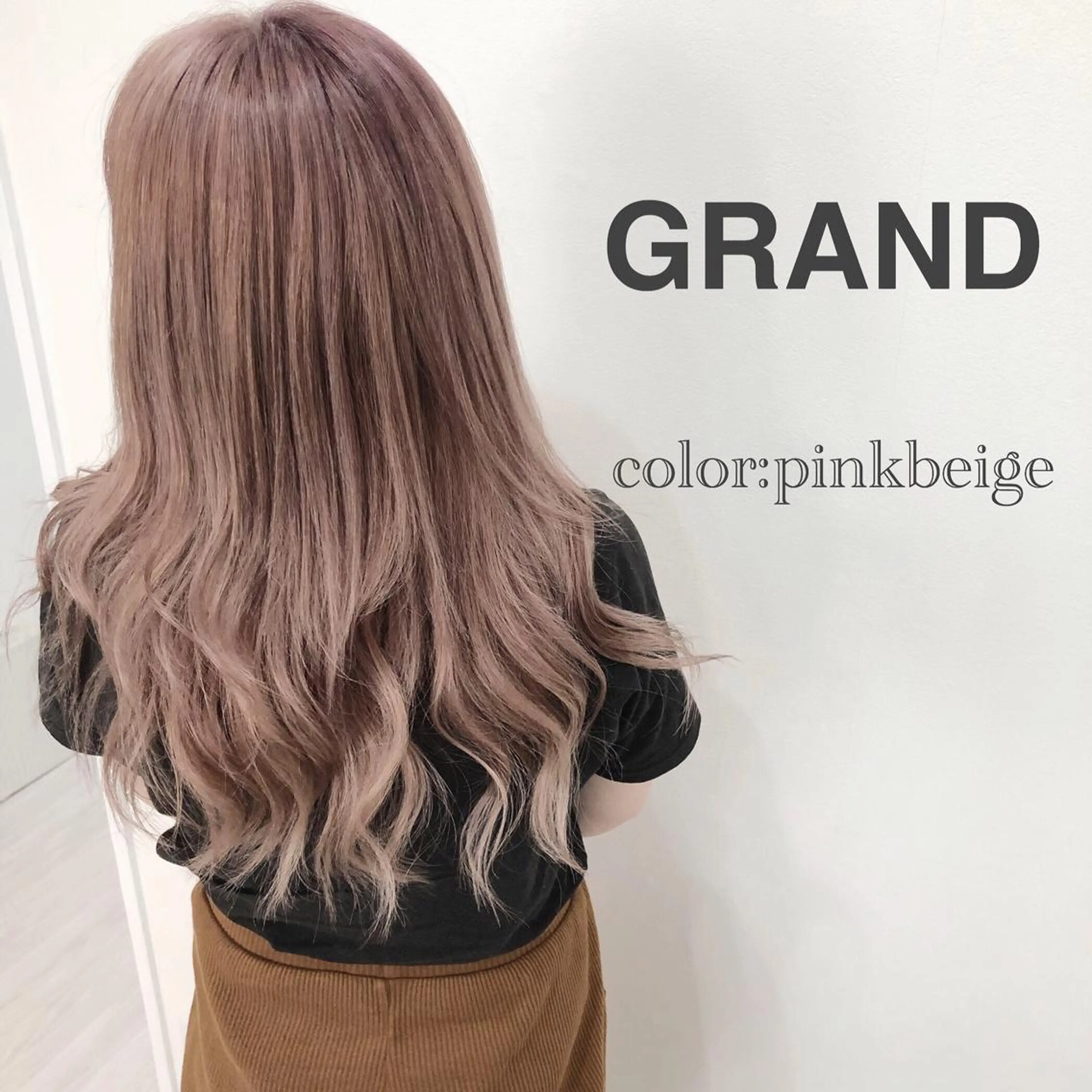 セミロング aura所属・ashida yuukiのヘアスタイル