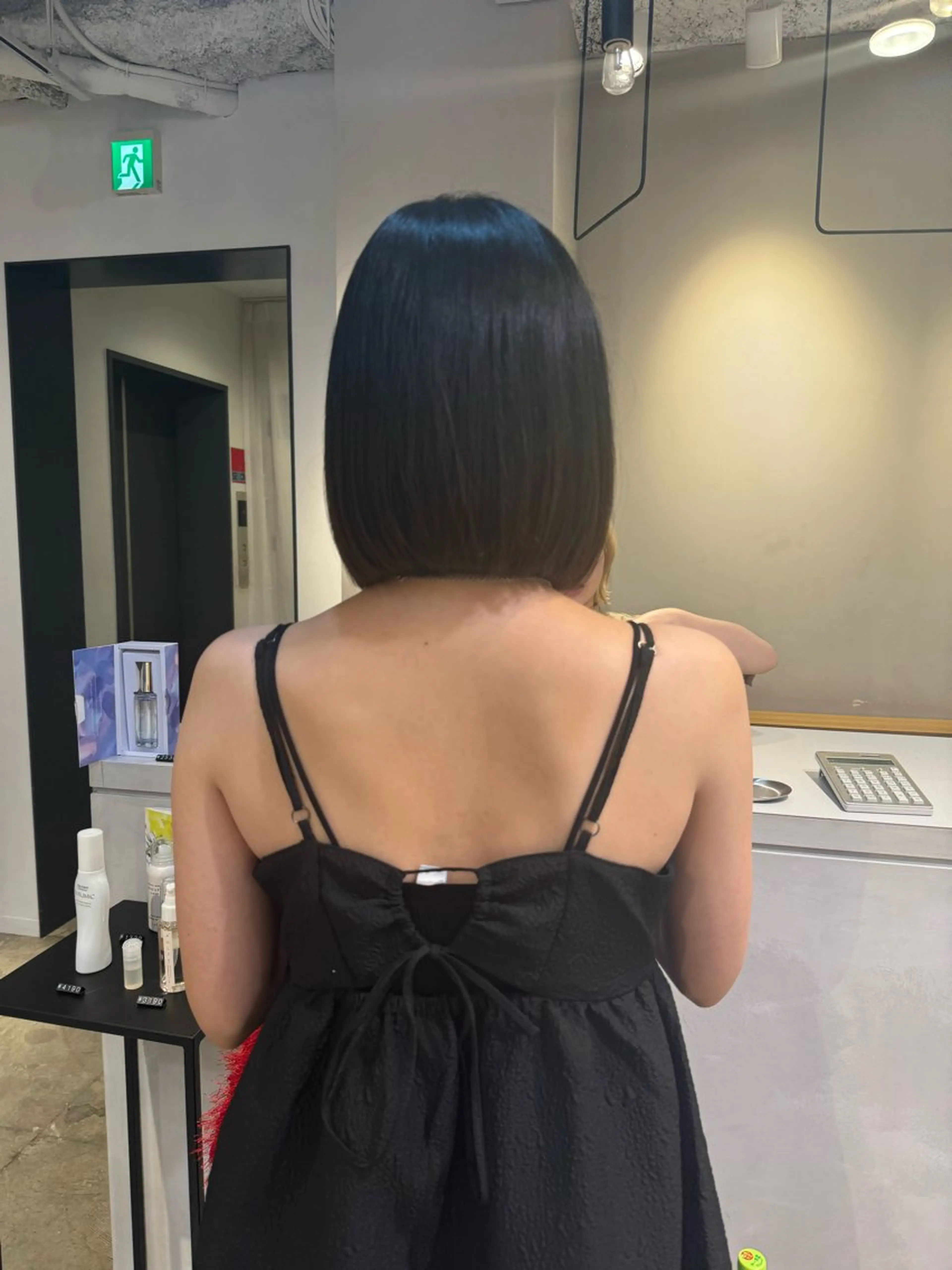 ショート ボブ 梨澤 百音のヘアスタイル