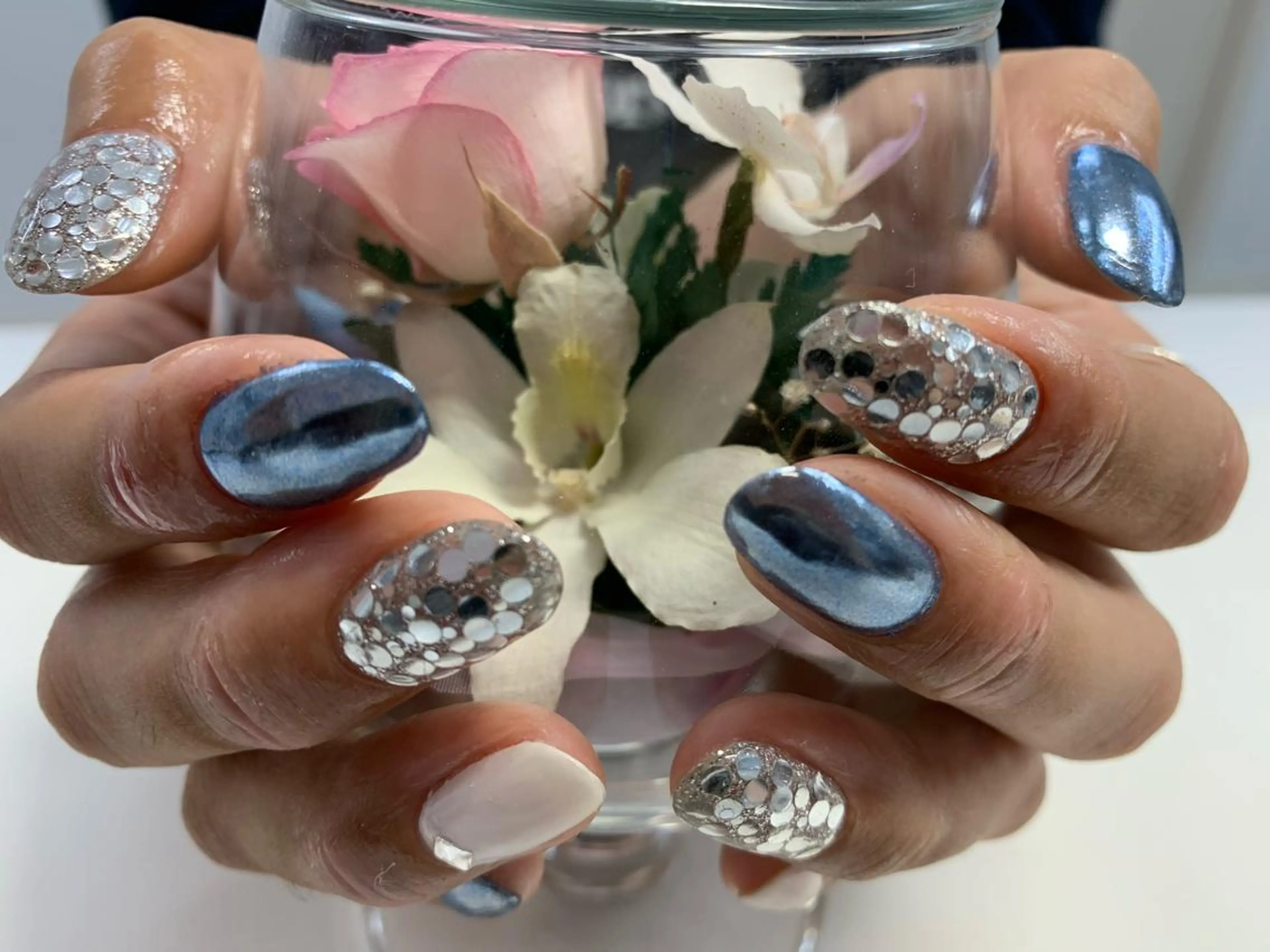 ネイル ハンドネイル ハンドケア Mule Beauty Salon所属・ミュール ビューティーサロンのネイルデザイン