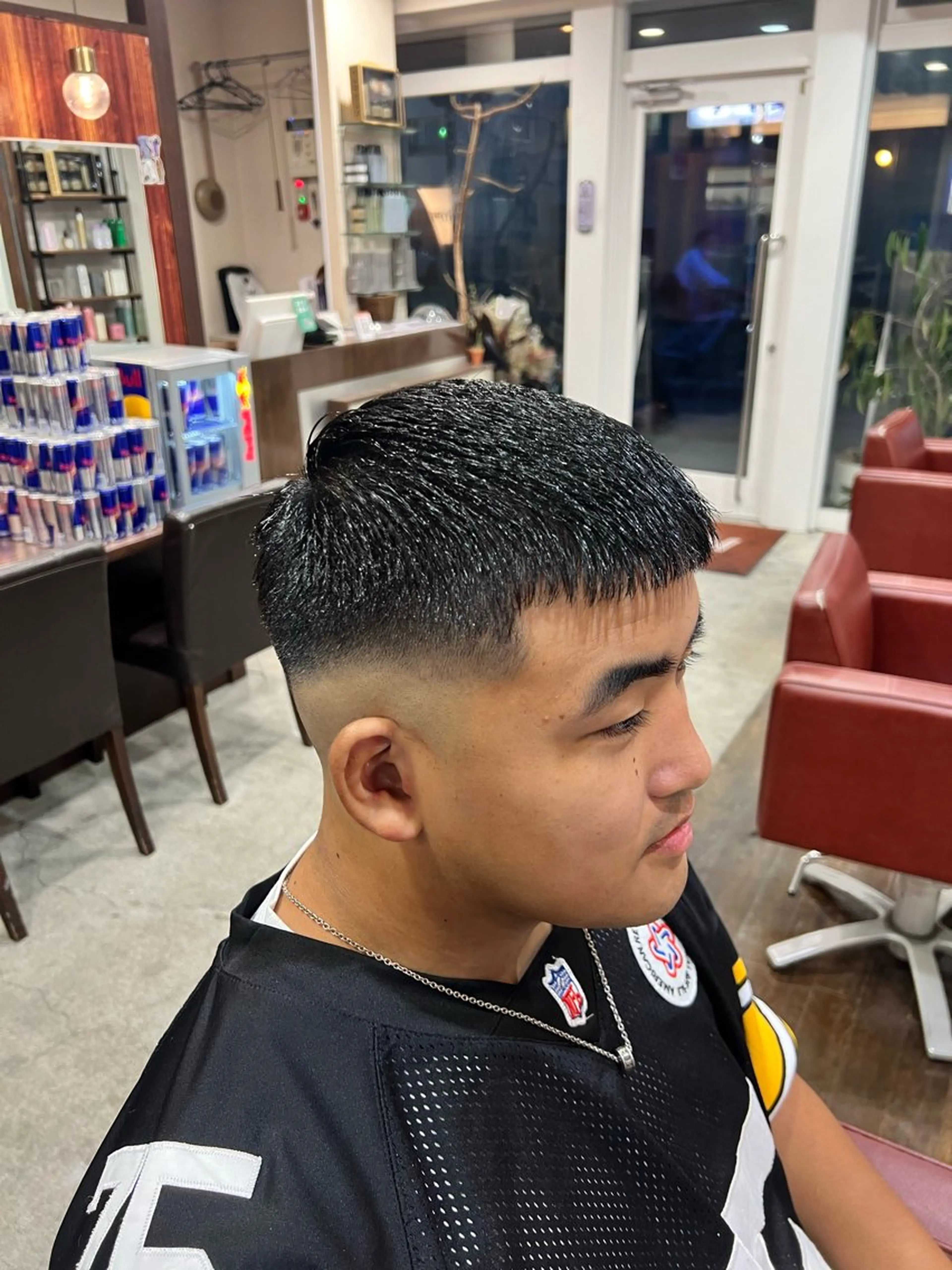 ショート メンズ フェードカット スキンフェード カット 湘南のパーマ職人 🔥清水琉葵🔥のヘアスタイル