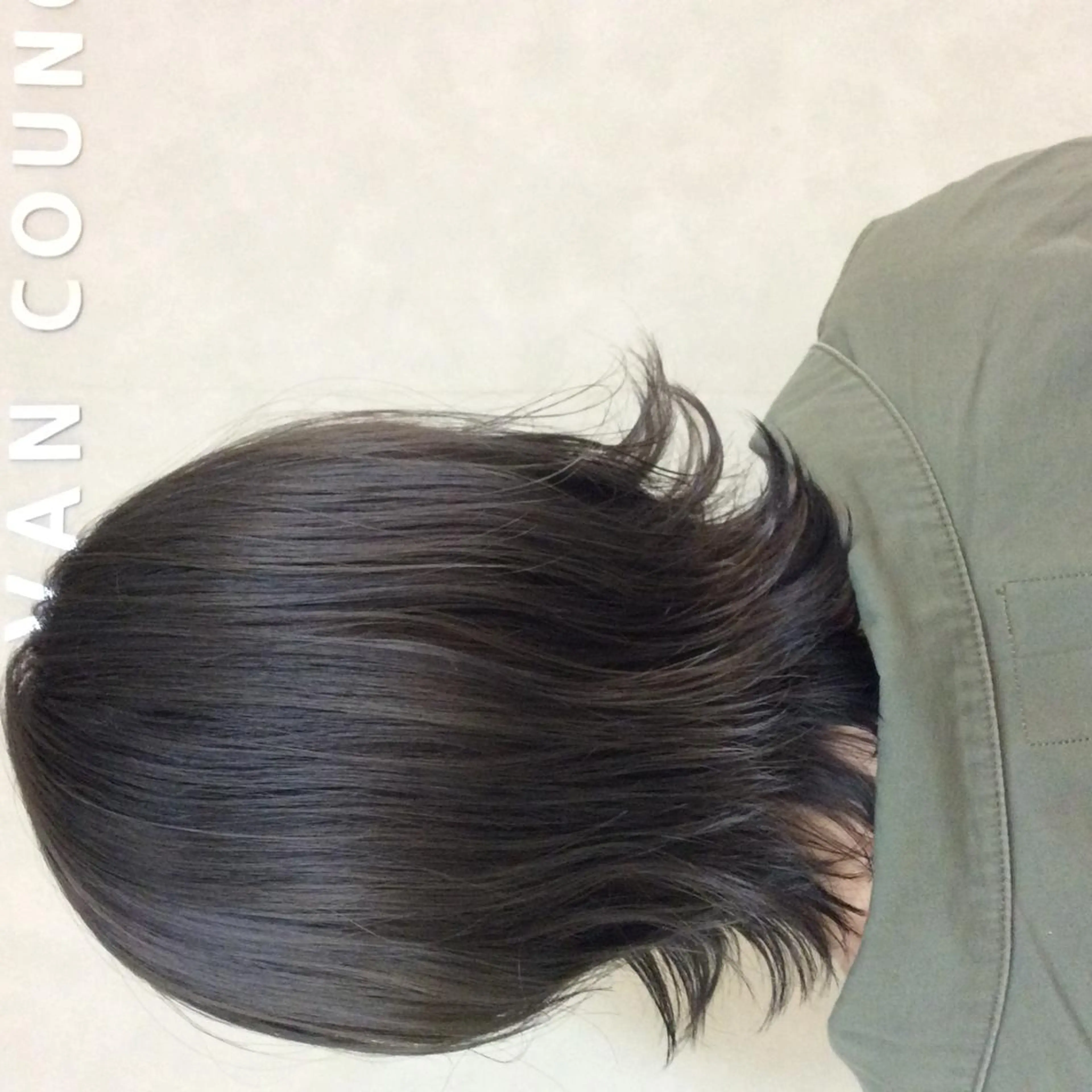 ミディアム 吉田 恒のヘアスタイル