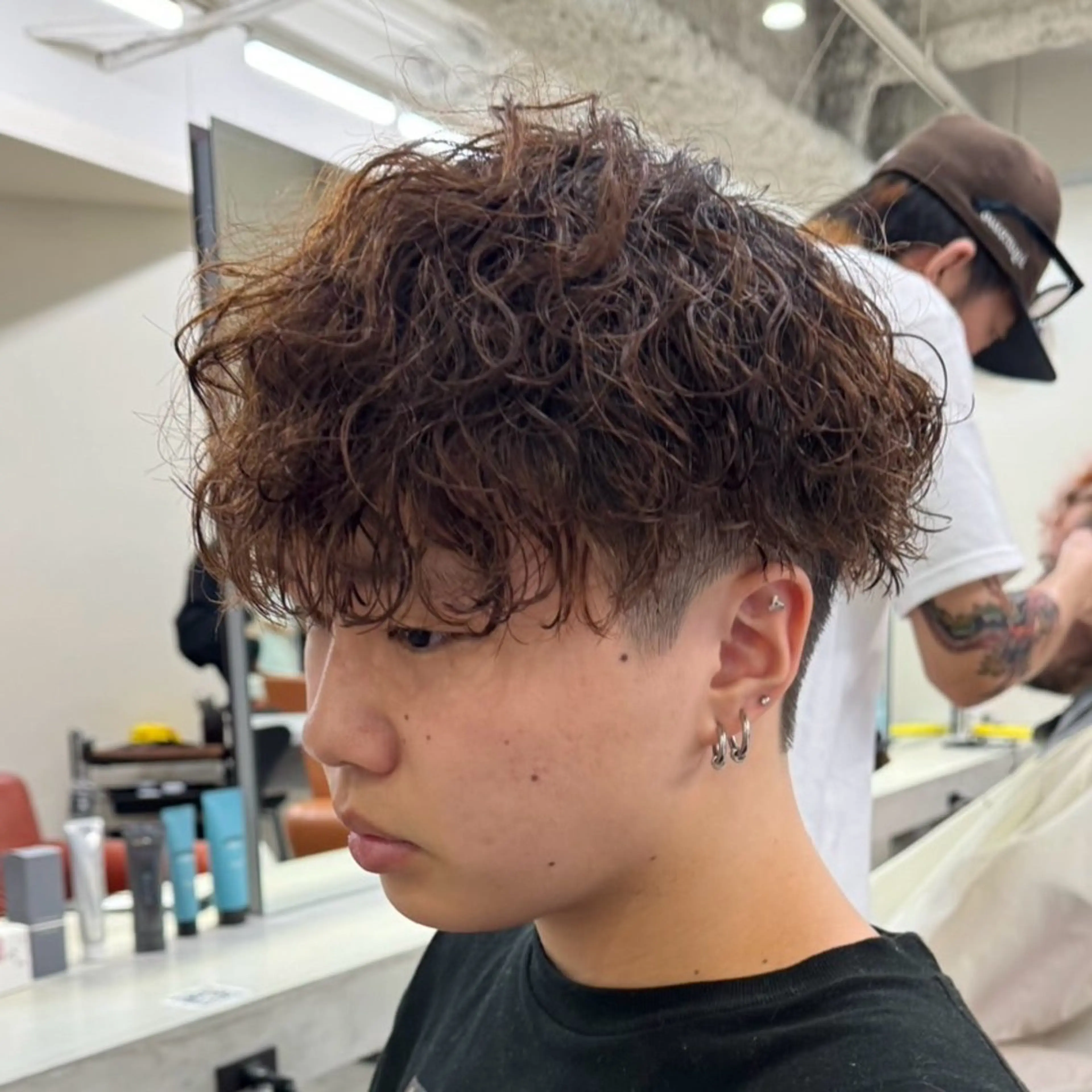 パーマ ヘアアレンジ メンズ メンズパーマ 波巻きパーマ スパイラルパーマ カット パーマ 梅田/メンズパーマ /短髪/田中崇奨のヘアスタイル