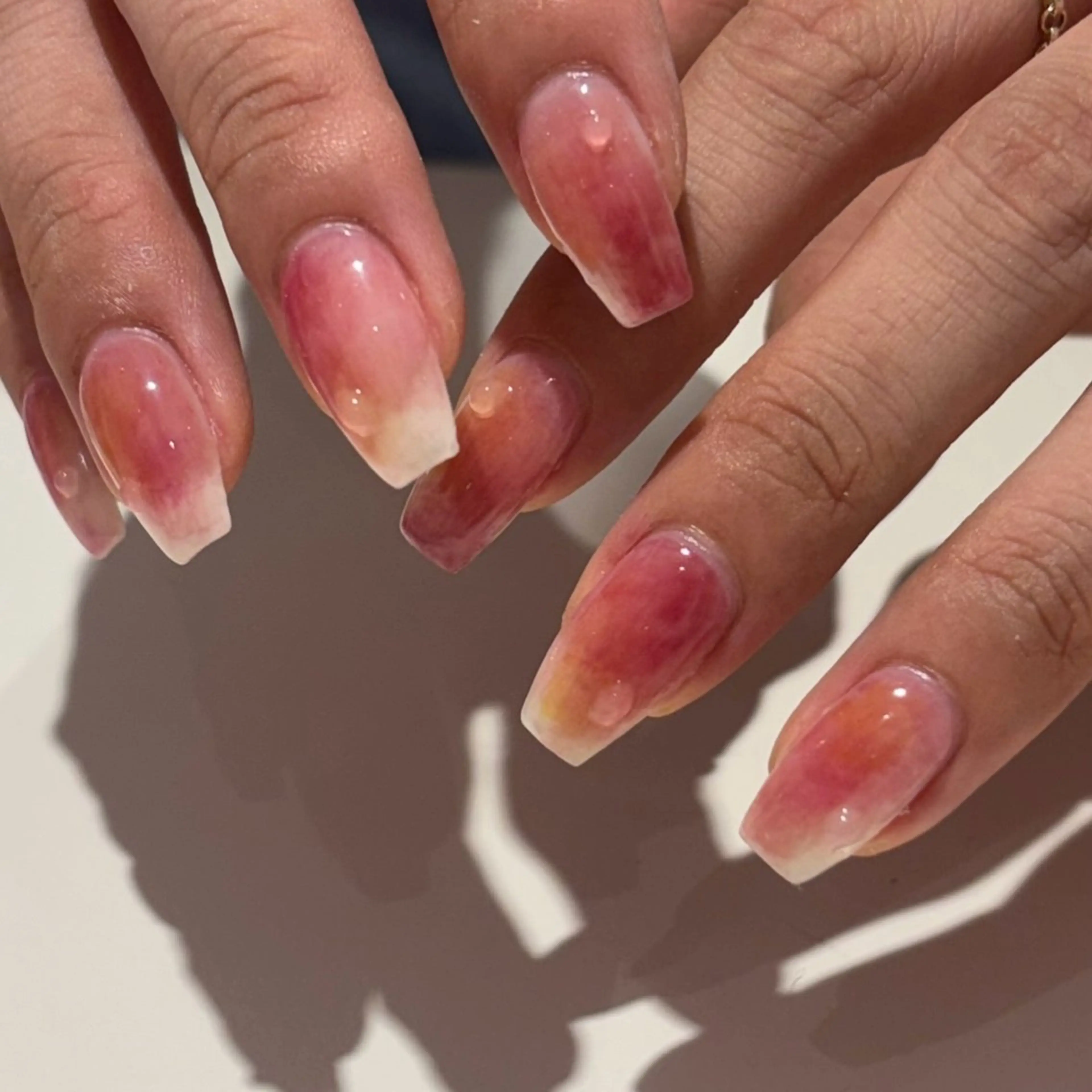 セミロング ハンドネイル SHELL NAIL 🐰ｎｏａ🐶のネイルデザイン