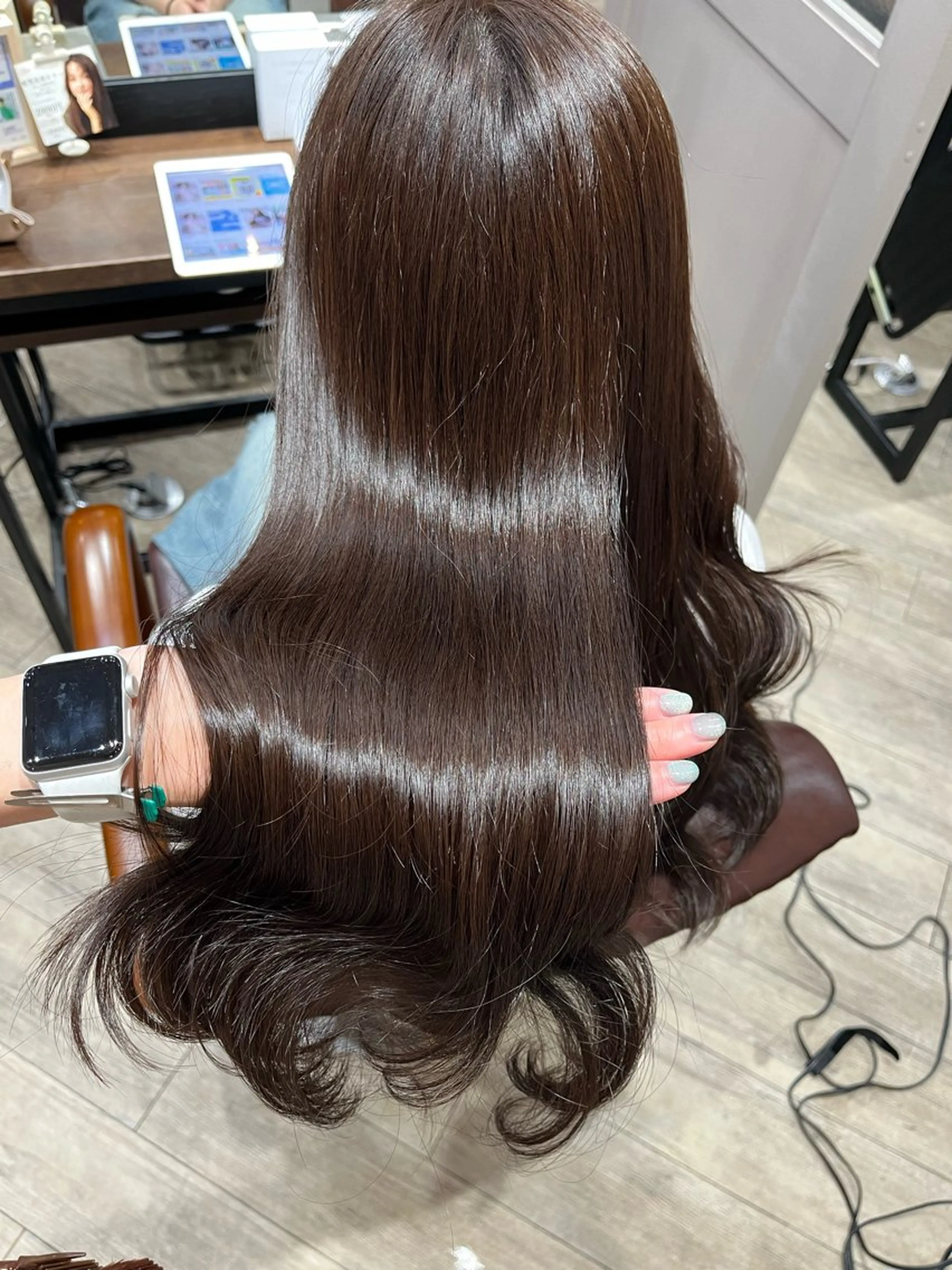 ロング カラー ブラウンカラー ココアブラウン カット ヘアカラー トリートメント 🫧ぷる艶カラー🫧 Yuubi🦩のヘアスタイル