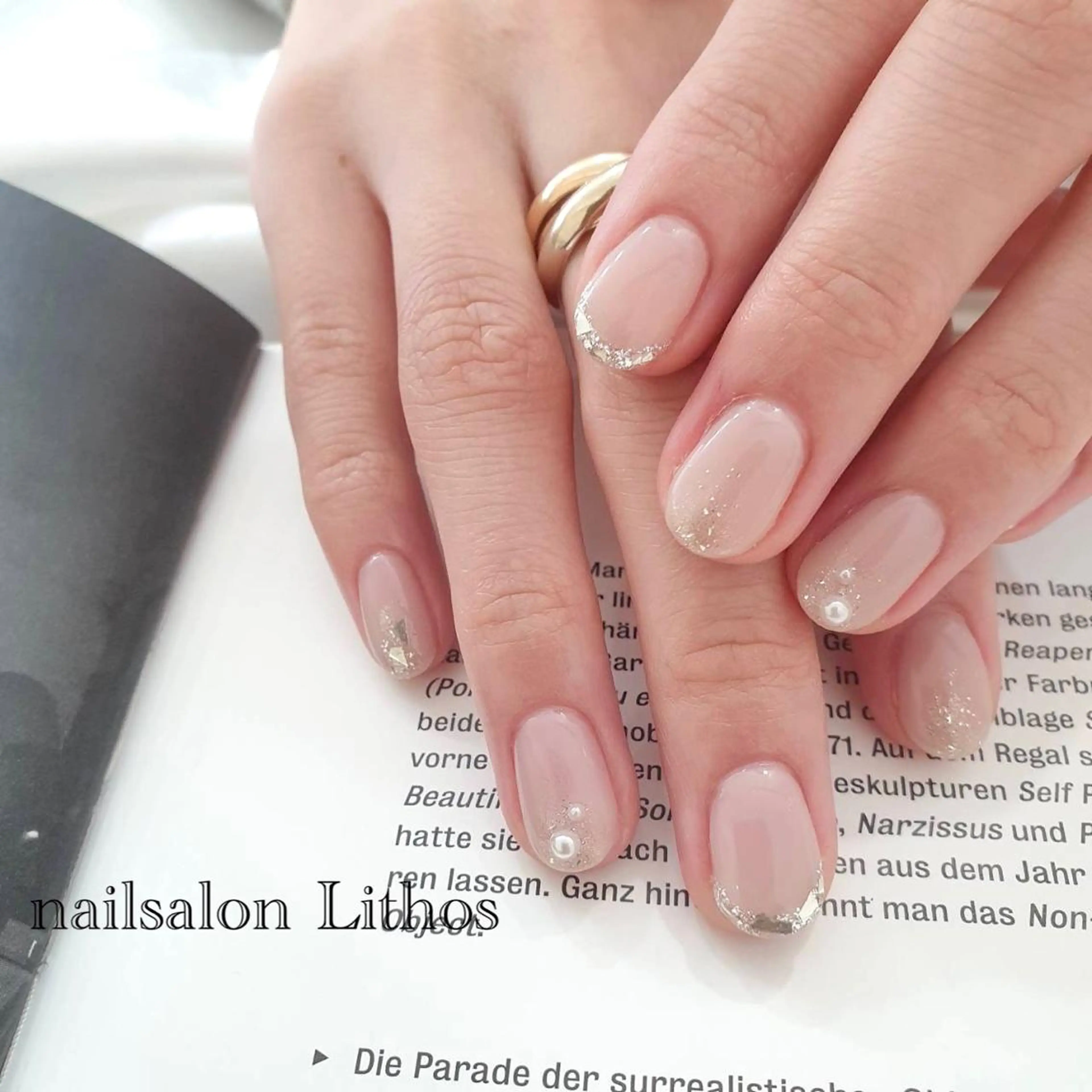 ネイル フレンチネイル ハンドネイル nailsalon Lithos所属・nailsalon Recontreのネイルデザイン