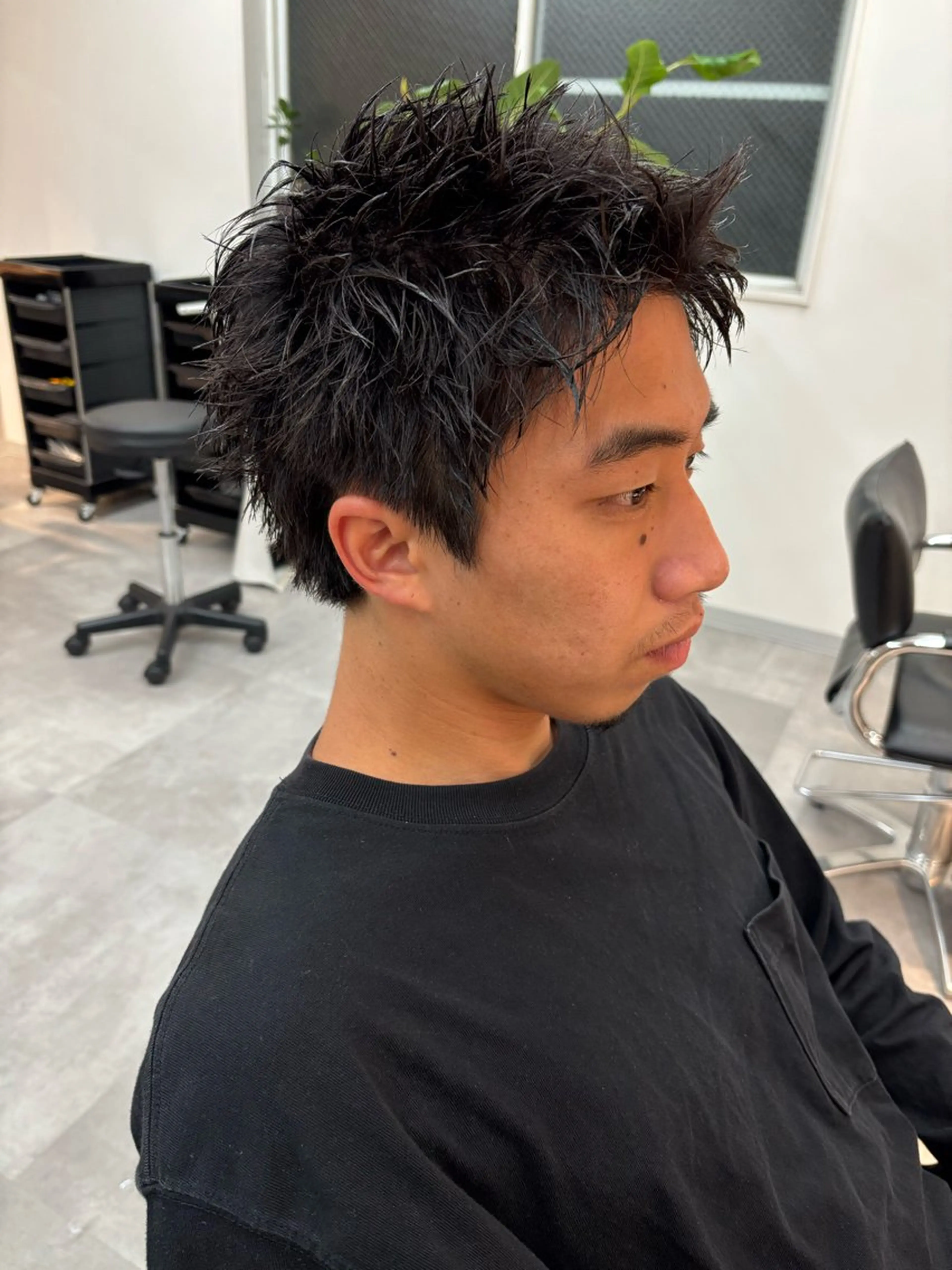 パーマ メンズ メンズパーマ スパイキーショート カット パーマ フェザーパーマ/韓国 /メンズカット保立のヘアスタイル