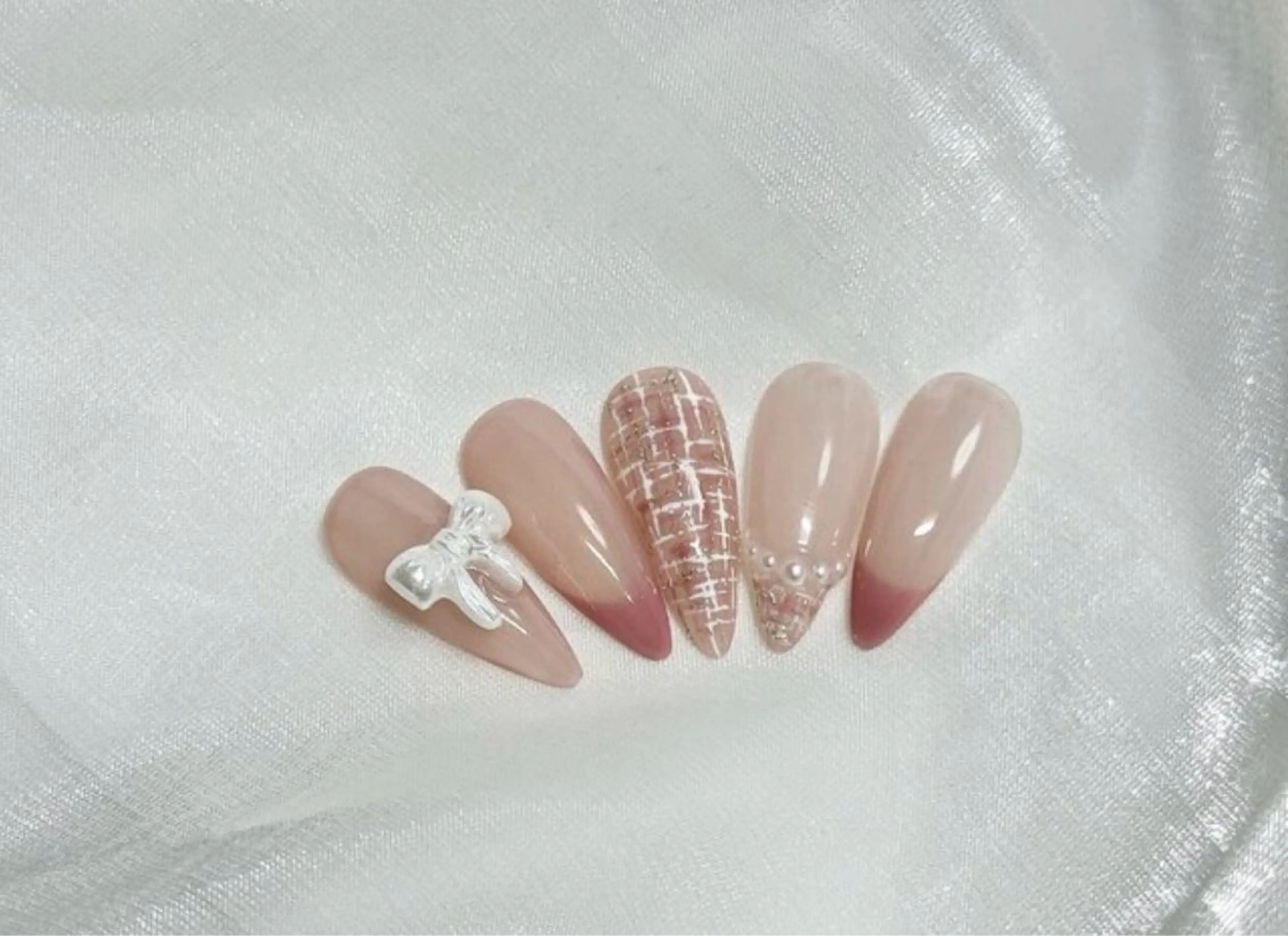 ネイル ツイードネイル ハンドネイル アントレイ ネイル所属・entree アントレイ ネイルのネイルデザイン