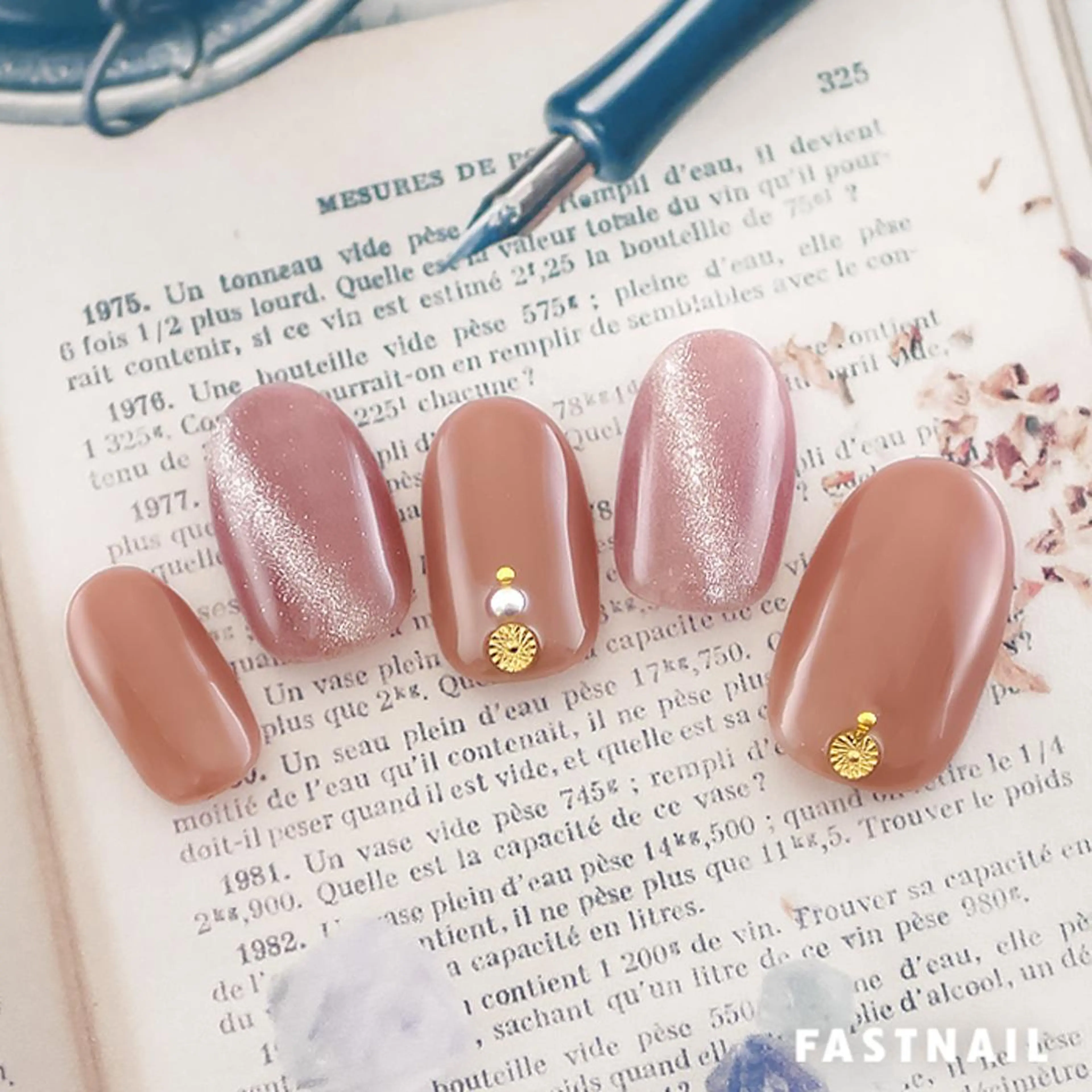 ネイル ファストネイル シャポー本八幡店のネイルデザイン