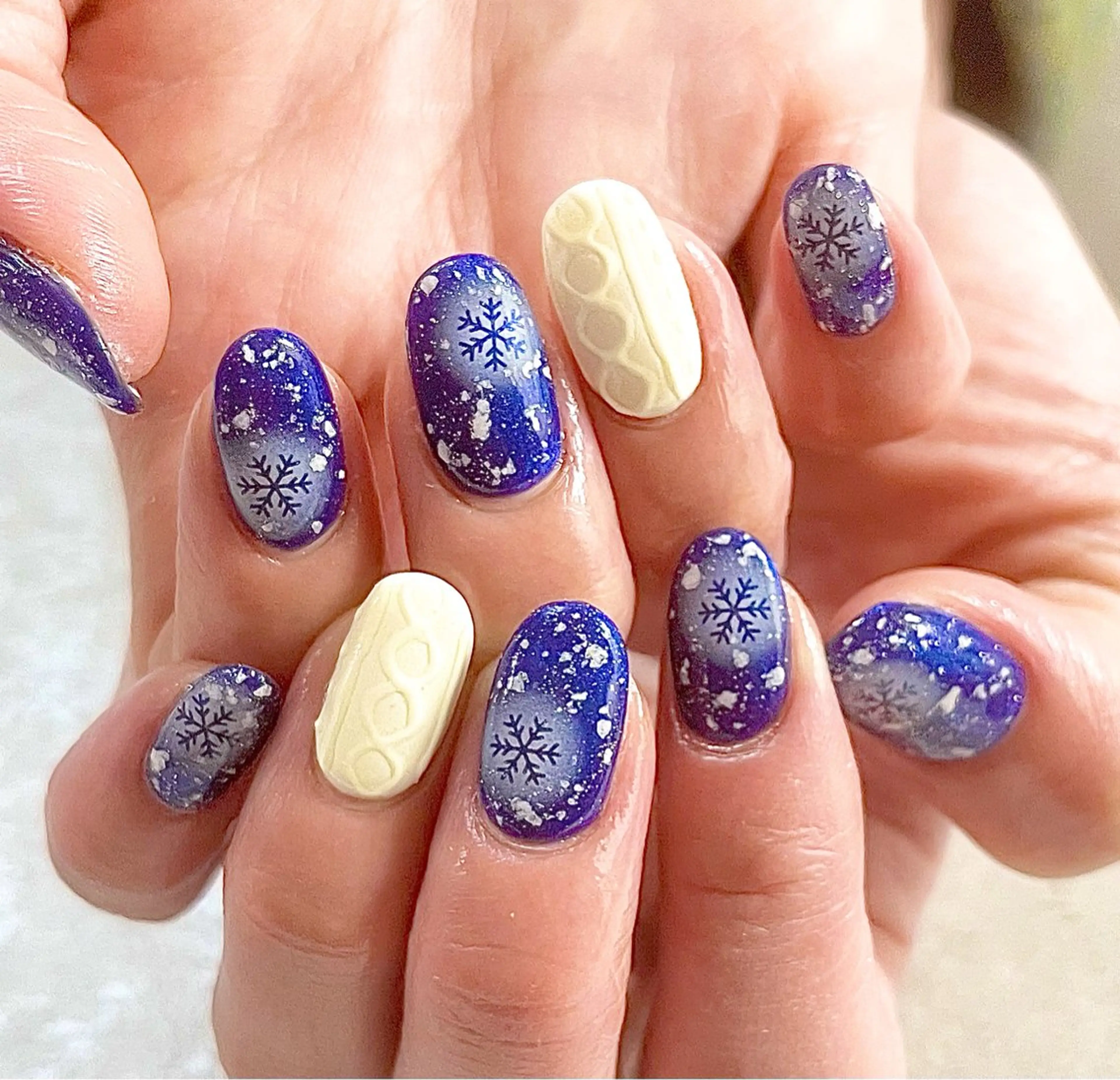 ネイル アートネイル ブルー ラメ(グリッター) マットネイル ニュアンスネイル ハンドネイル nailsalonMIR所属・ネイルサロン ミールのネイルデザイン