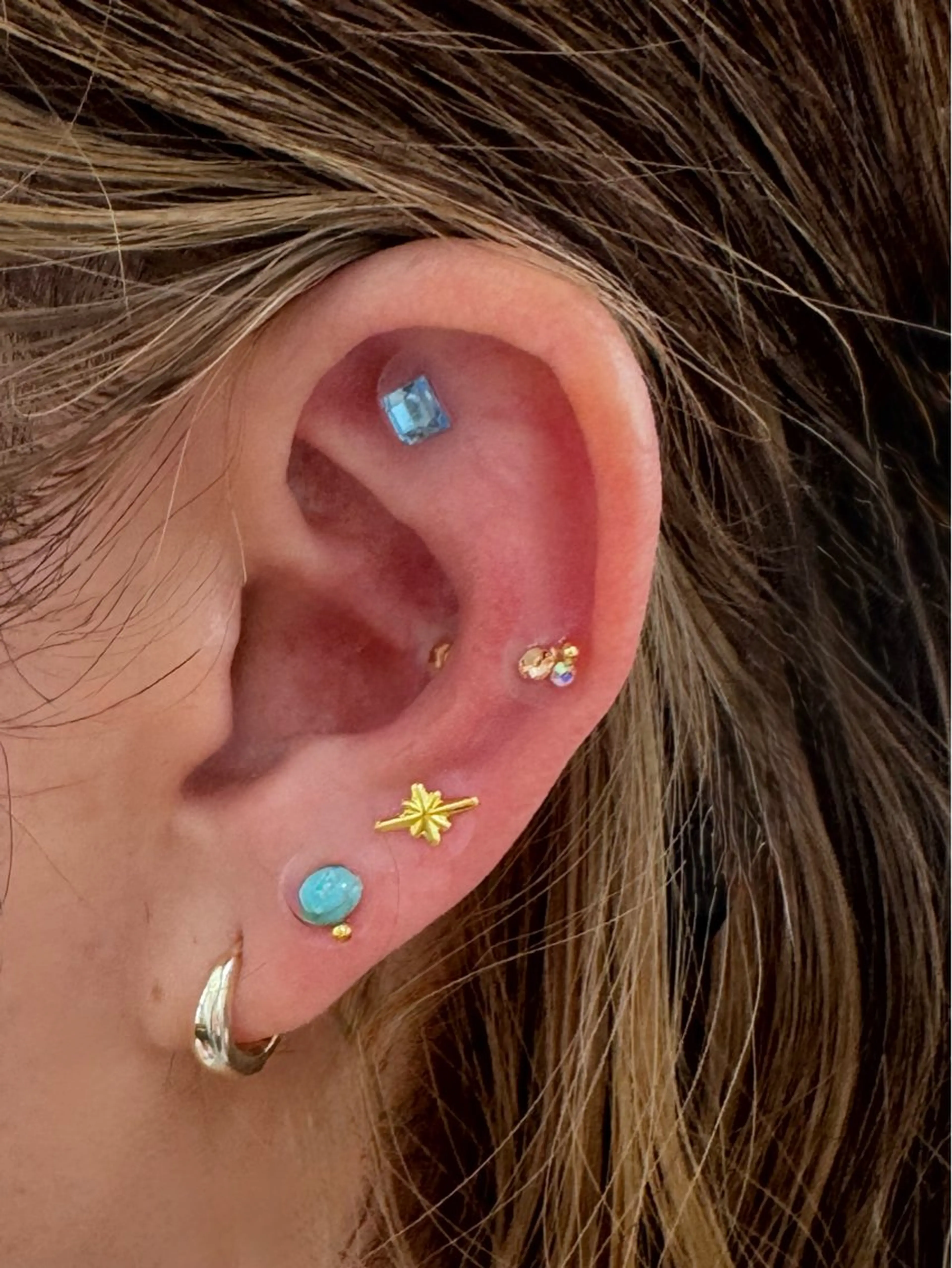 デコレーション耳つぼジュエリー 6粒の写真