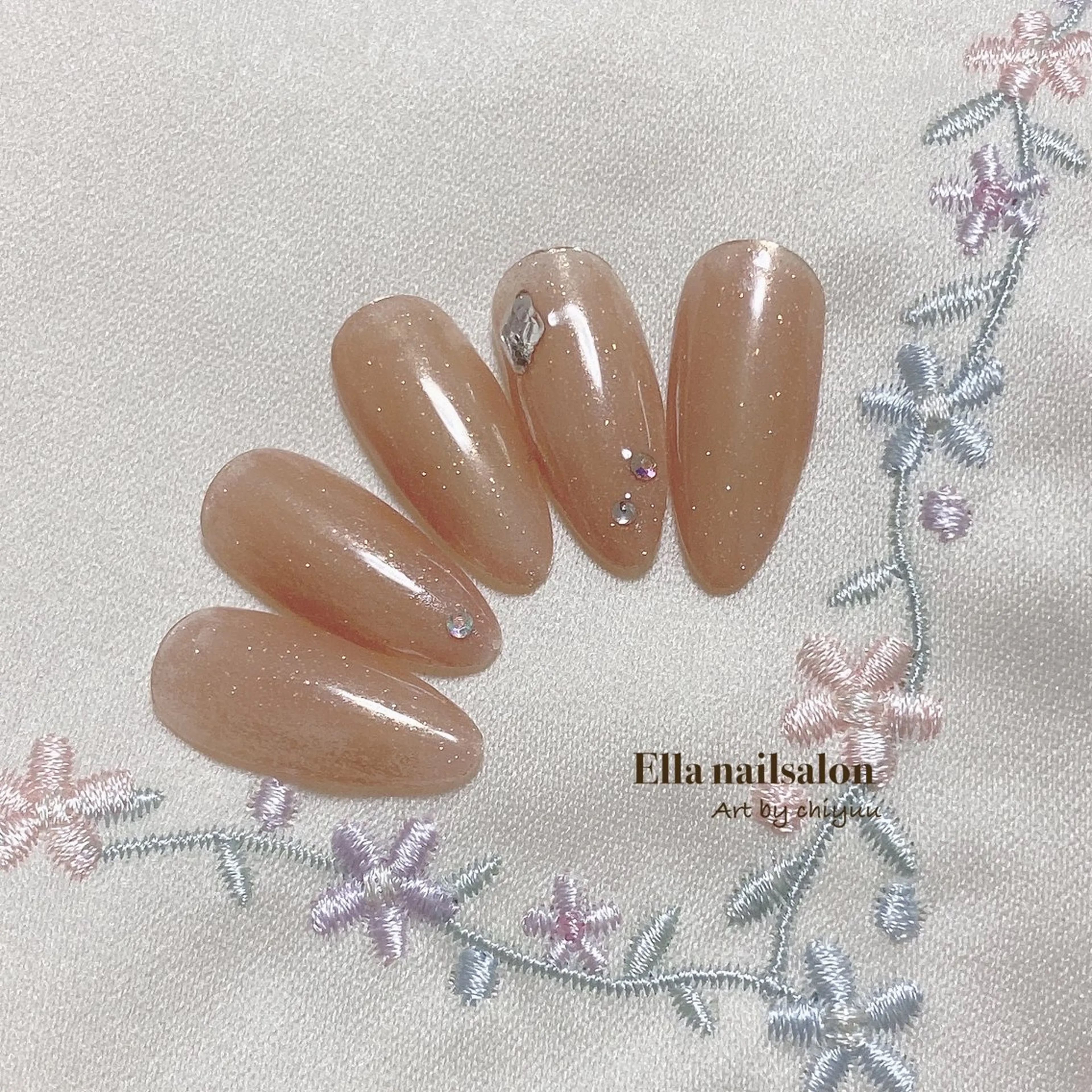 ネイル Ella nailsalon所属・Ella nail ちゆうのネイルデザイン