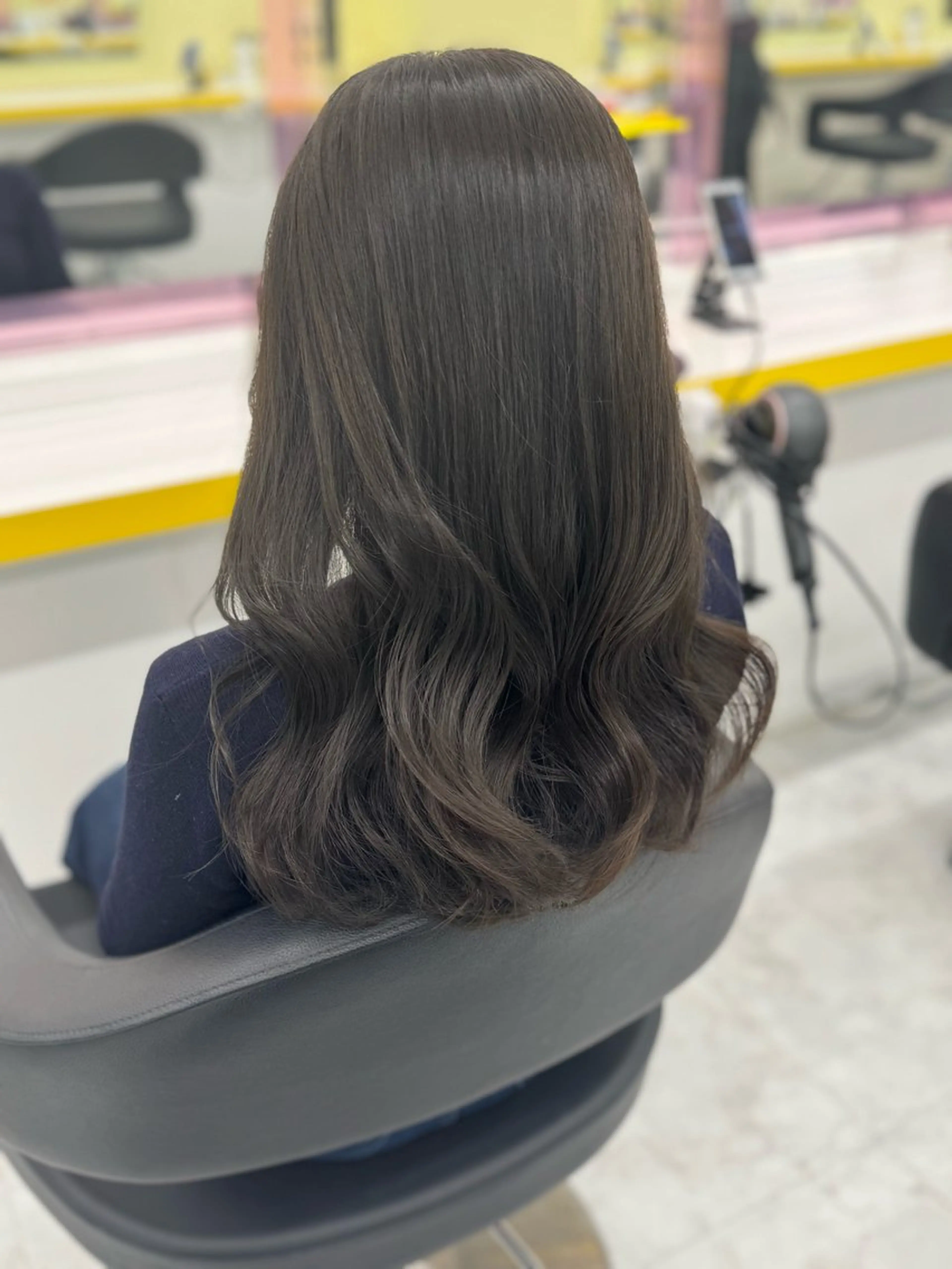 カラー ヘアアレンジ ヘアカラー トリートメント ヘアセット ☁️トレンド✖️ 透明感☁️りくのヘアスタイル