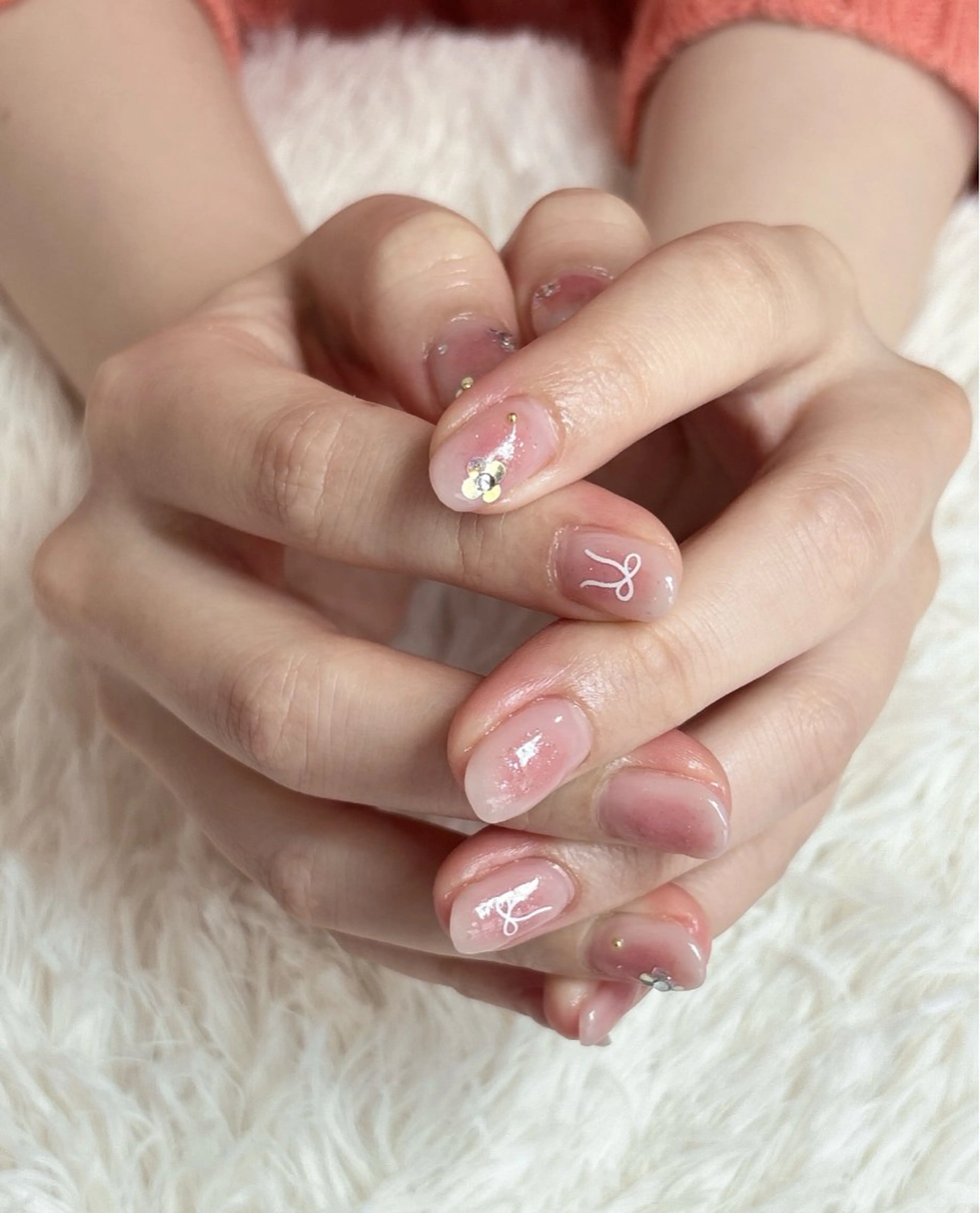 ネイル チークネイル 持ち込み nail salon はるりのネイルデザイン