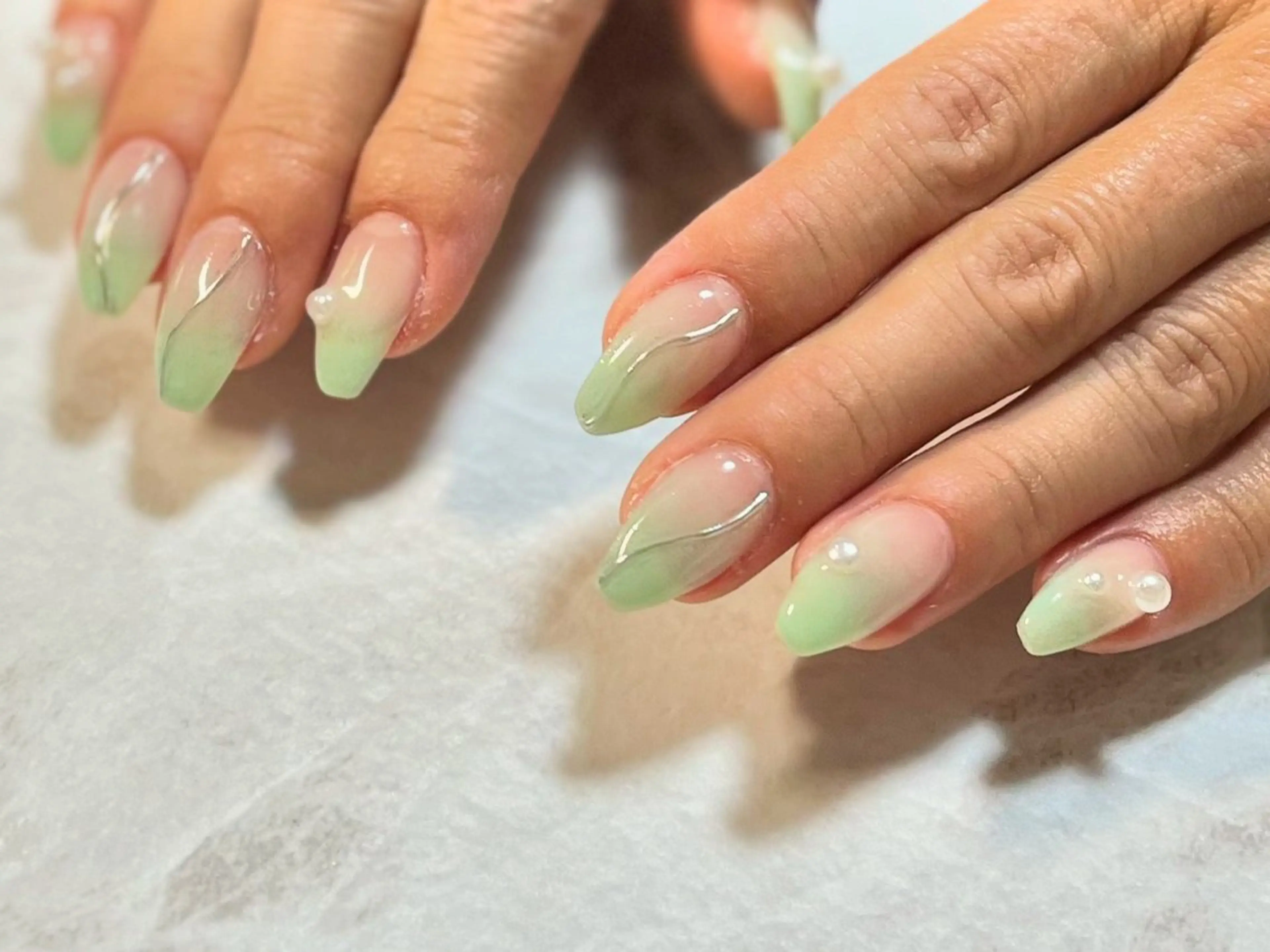 ネイル フットネイル グラデーション ミラーネイル ニュアンスネイル シンプルネイル ネイル フフラ所属・nail fufla ♡yamane♡のネイルデザイン