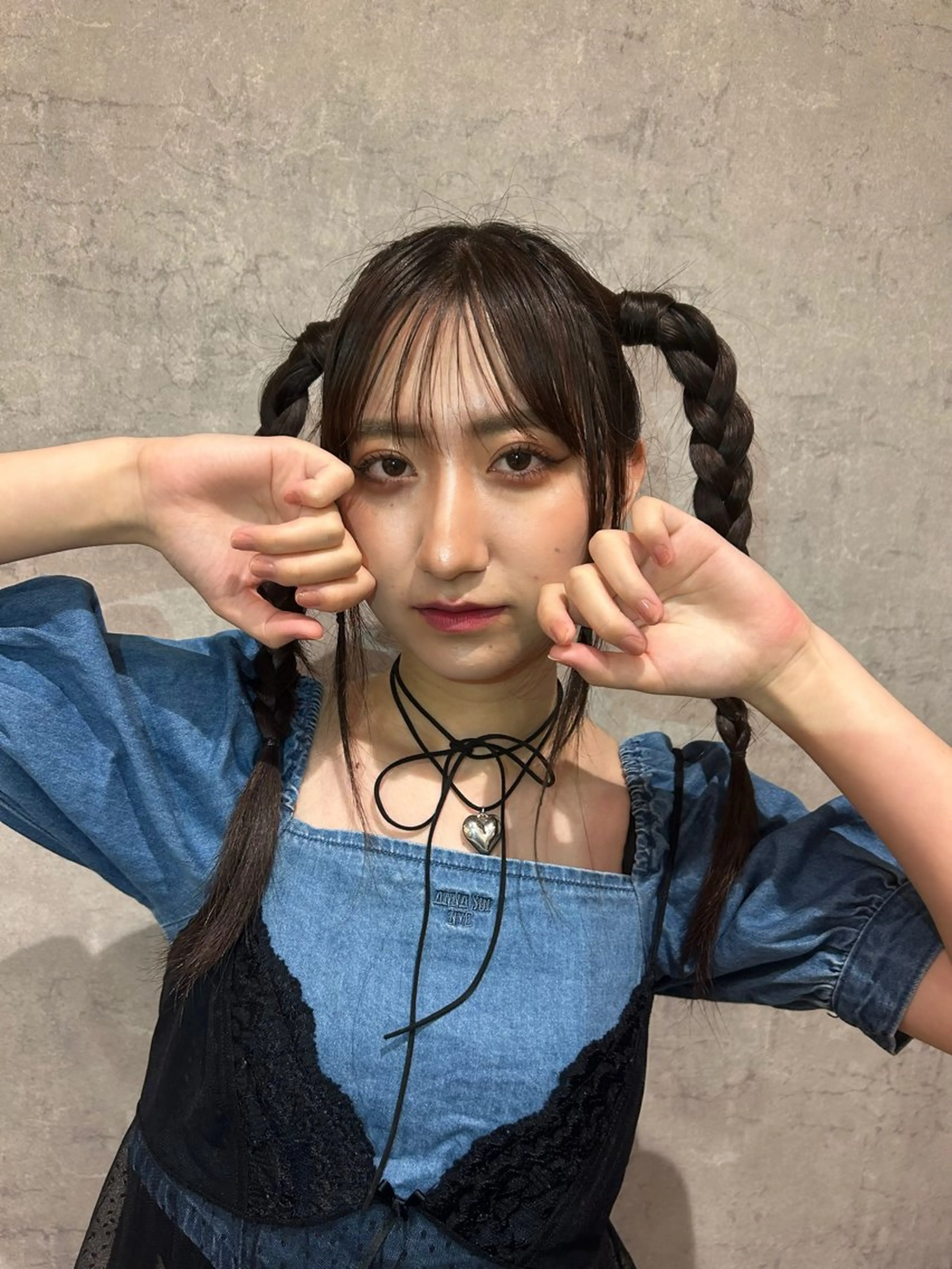 ロング ヘアアレンジ suri-ru hair【スリールヘアー】所属・FURUSAWA AOIのヘアスタイル