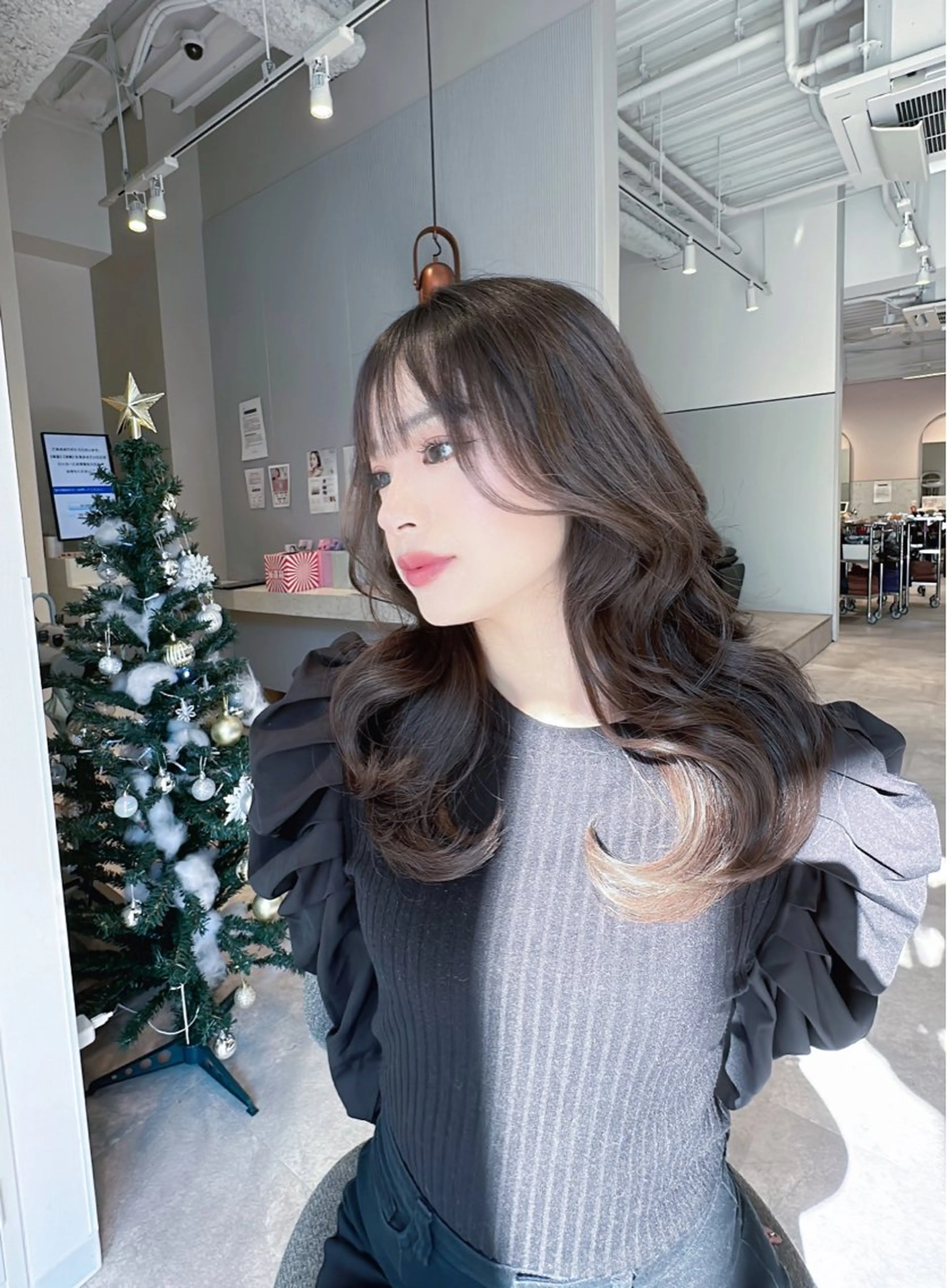 セミロング カラー 透明感カラー emu所属・小顔カット/レイヤー 美髪特化/千葉中央のヘアスタイル